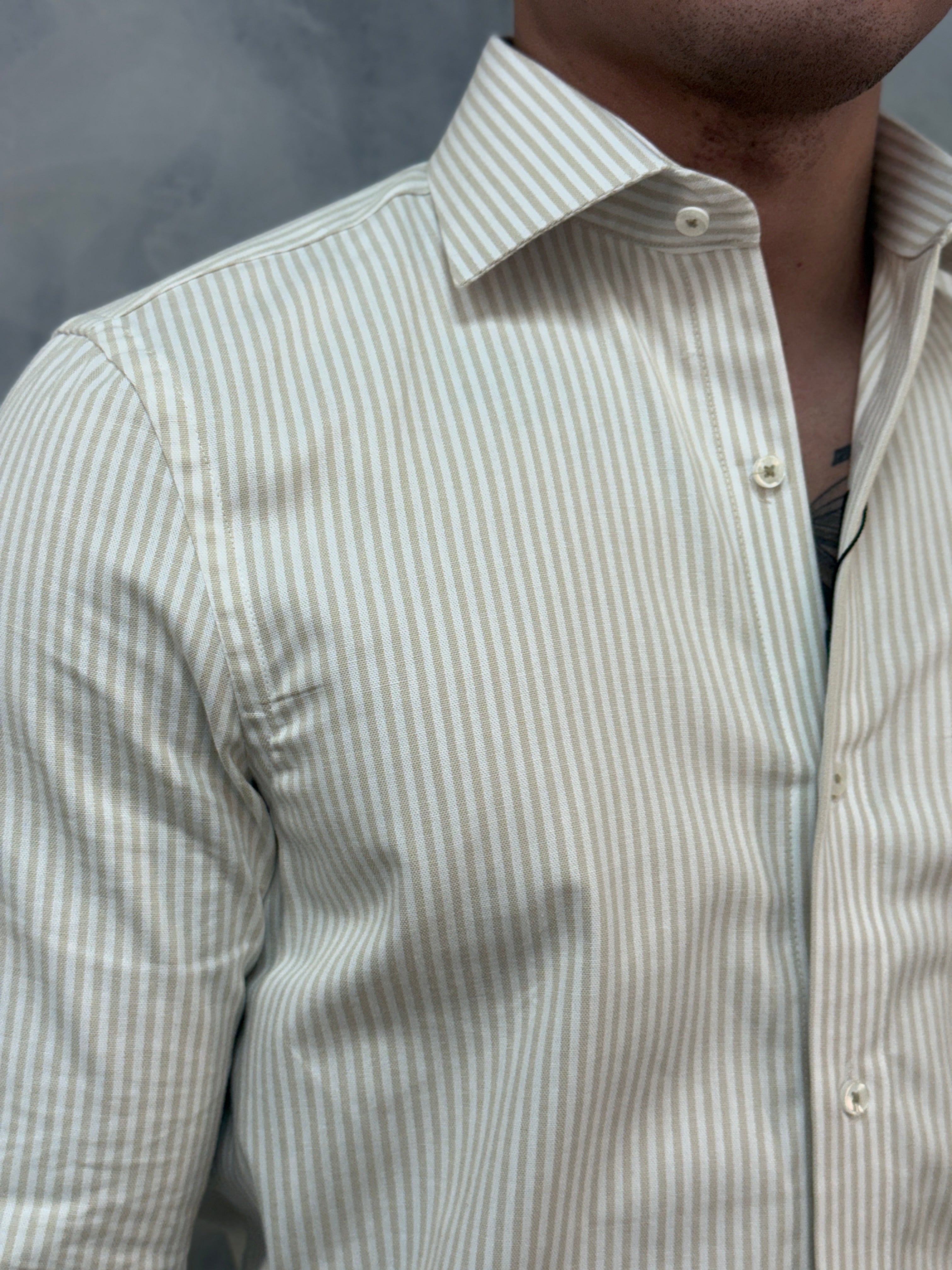 CAMISA M/L OXFORD LISTRAS ARMIATHO BEGE