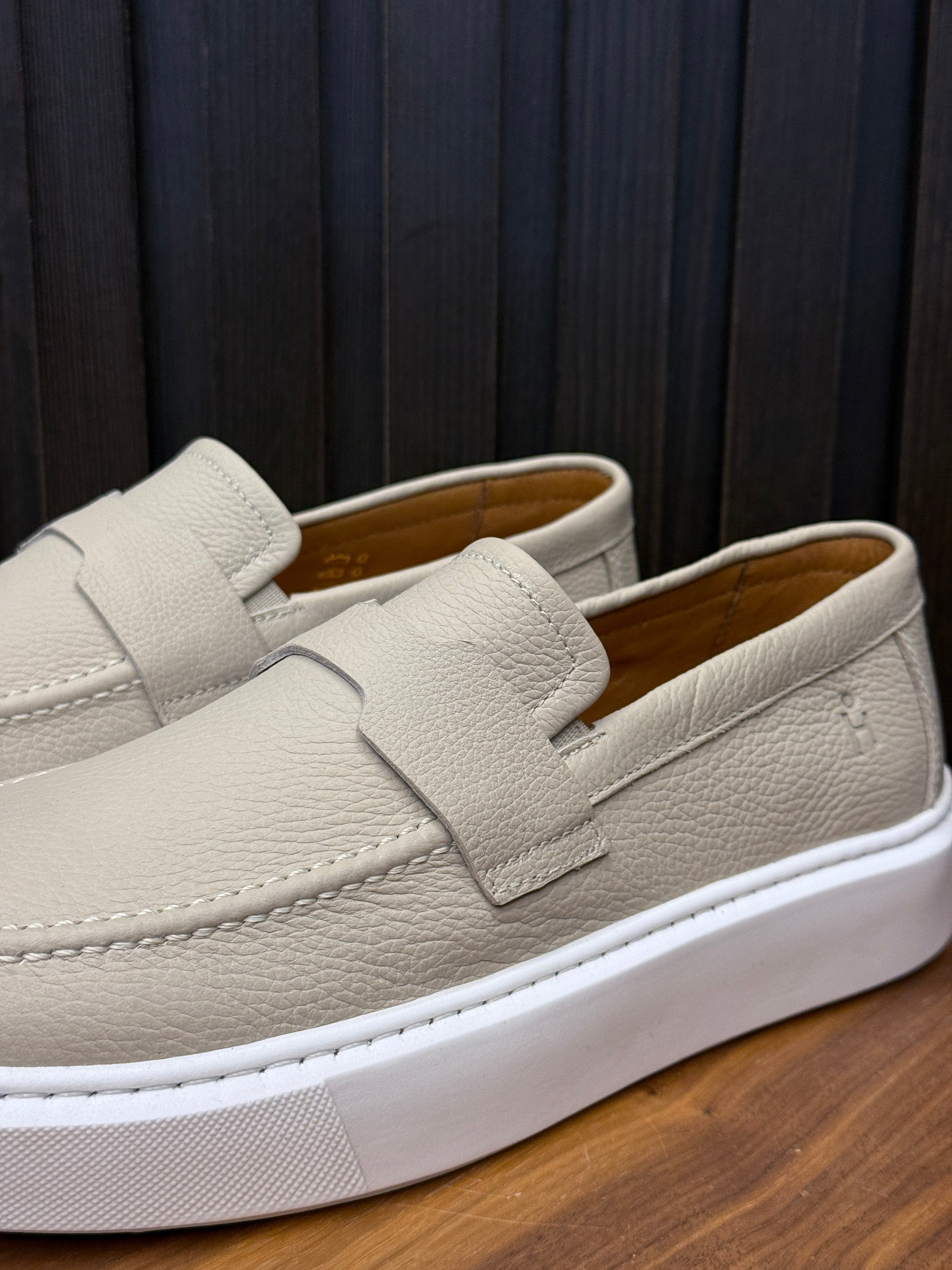 SLIP ON HORUS PONTO H OFF WHITE