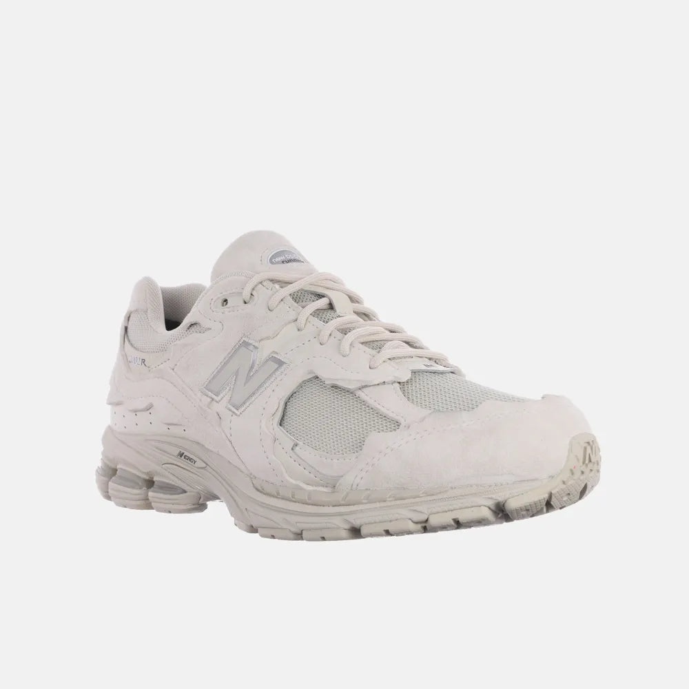 TÊNIS NB 2002R UNISEX NEW BALANCE BEGE