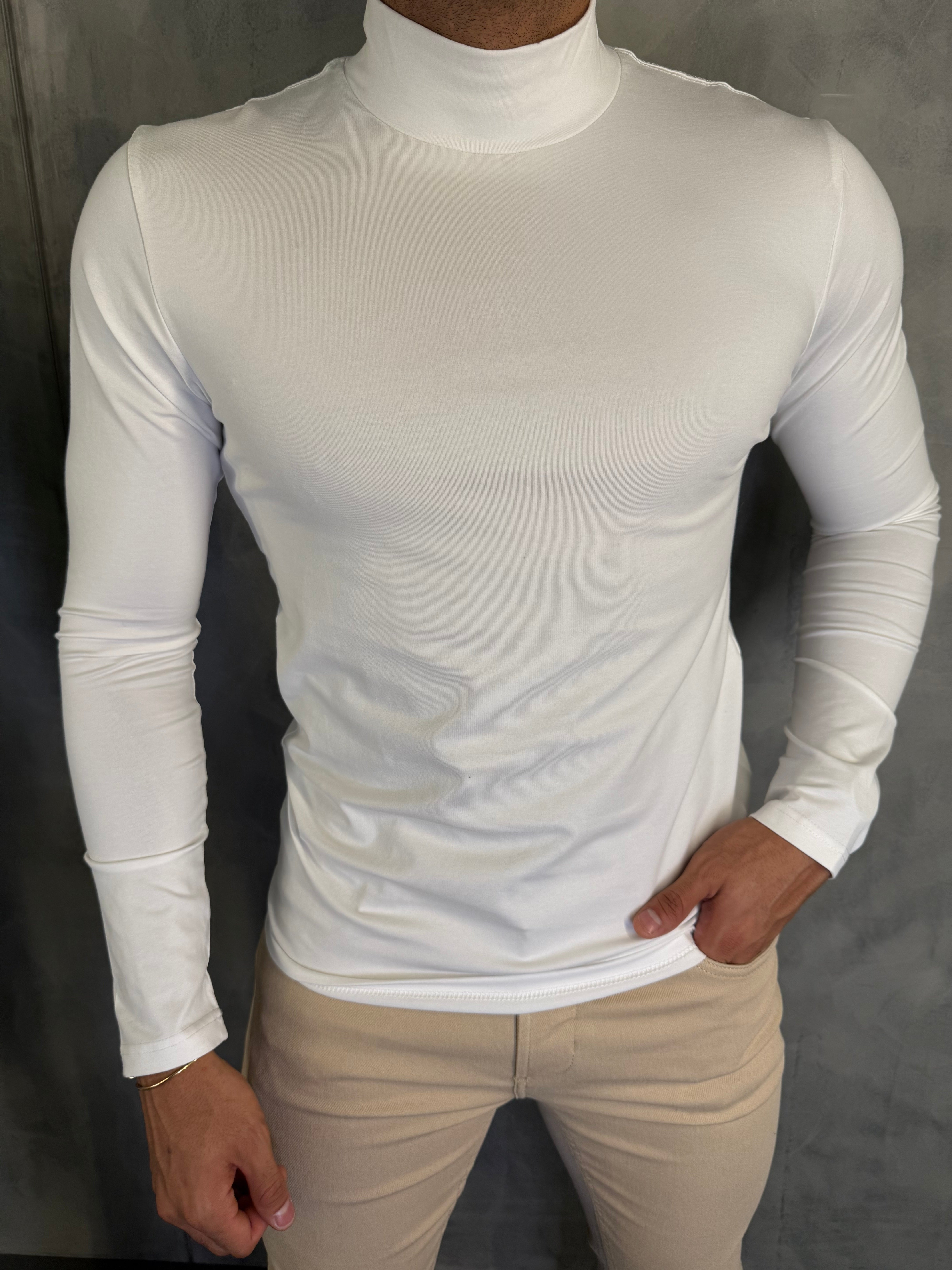 CAMISETA M/L GOLA ALTA RESUMO
