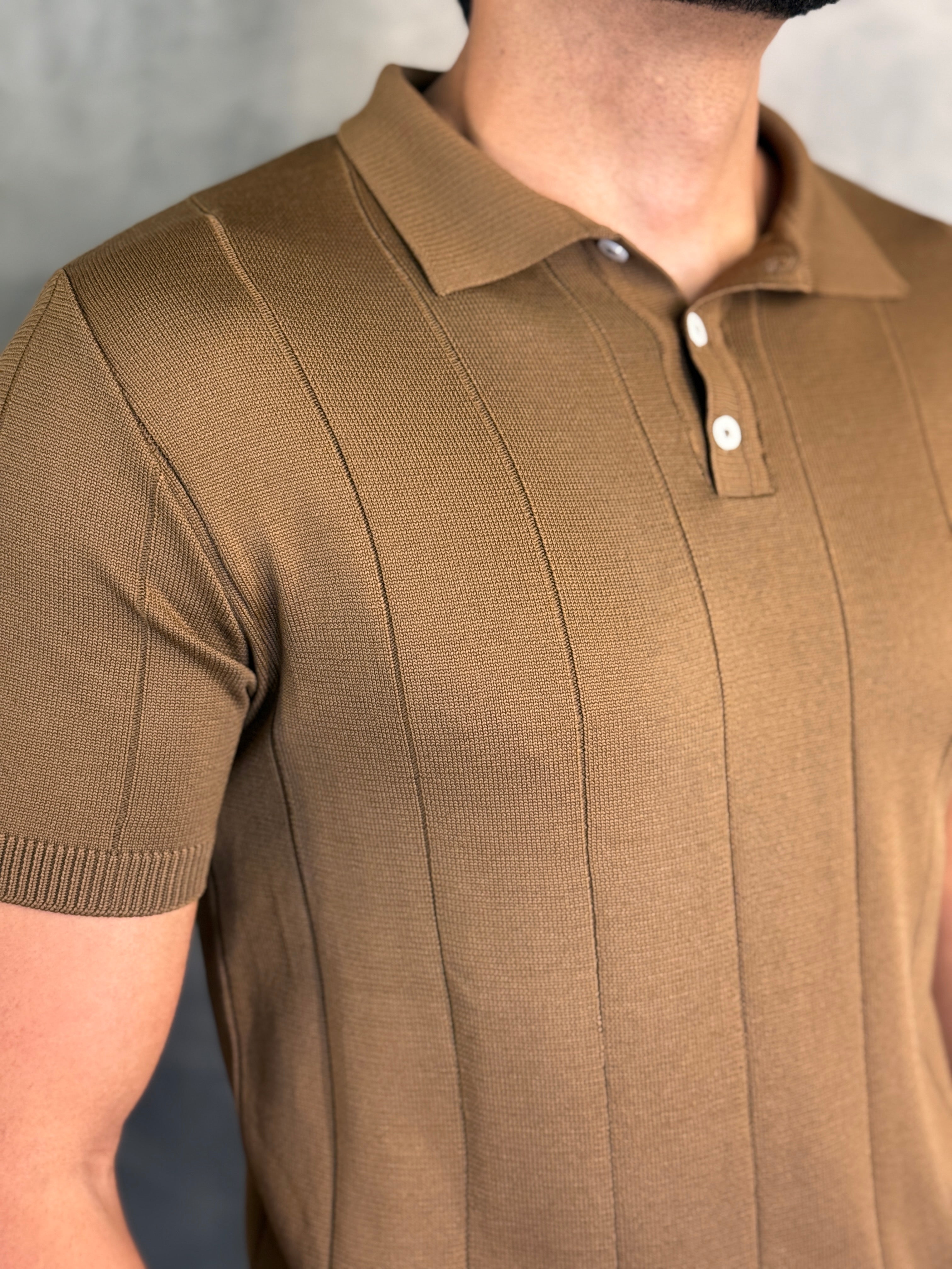 GOLA POLO TRICOT COM BOTÃO PONTO H