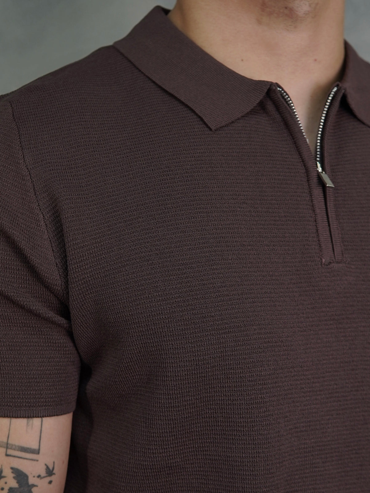 POLO ZÍPER TRICOT PONTO H CAFÉ