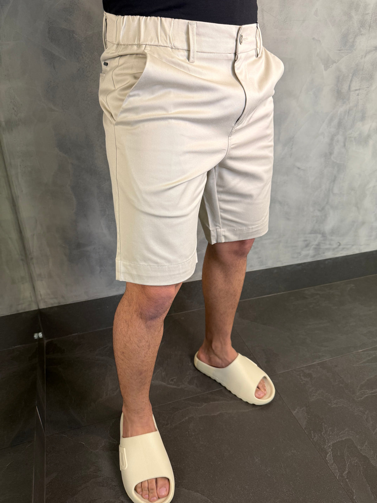 BERMUDA CASUAL-DAY SARJA COLOR CINTURA ELÁSTICA PONTO H AREIA