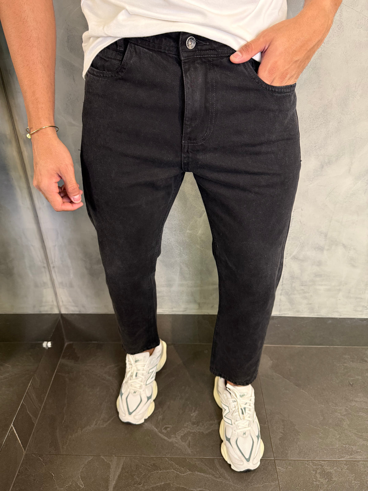 CALÇA JEANS SLIM CROPPED FOCATTO PRETO