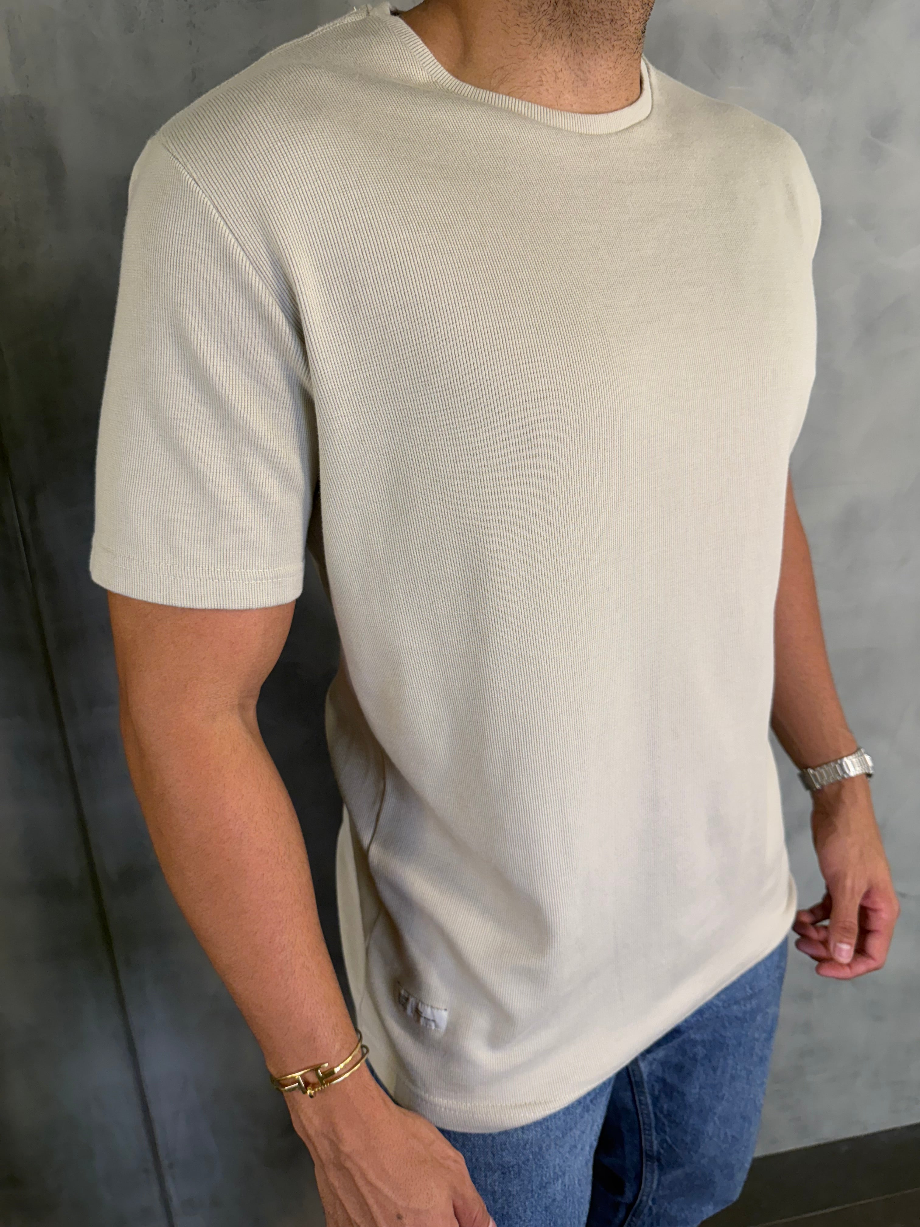 CAMISETA TEXTURA COMFORT KINGEJOE BEGE