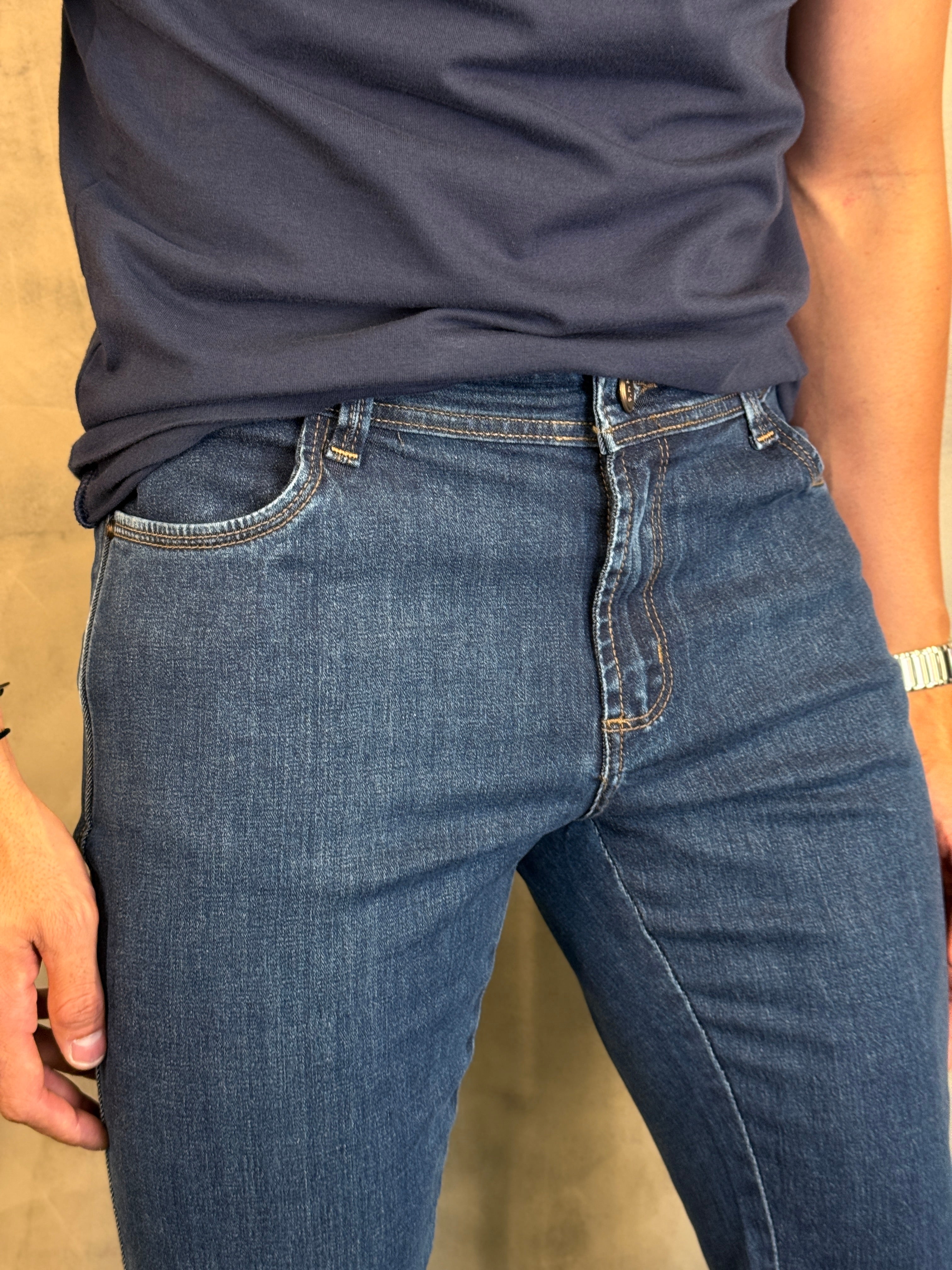 CALÇA JEANS SLIM SELECT DLZ LAVAGEM ESCURA