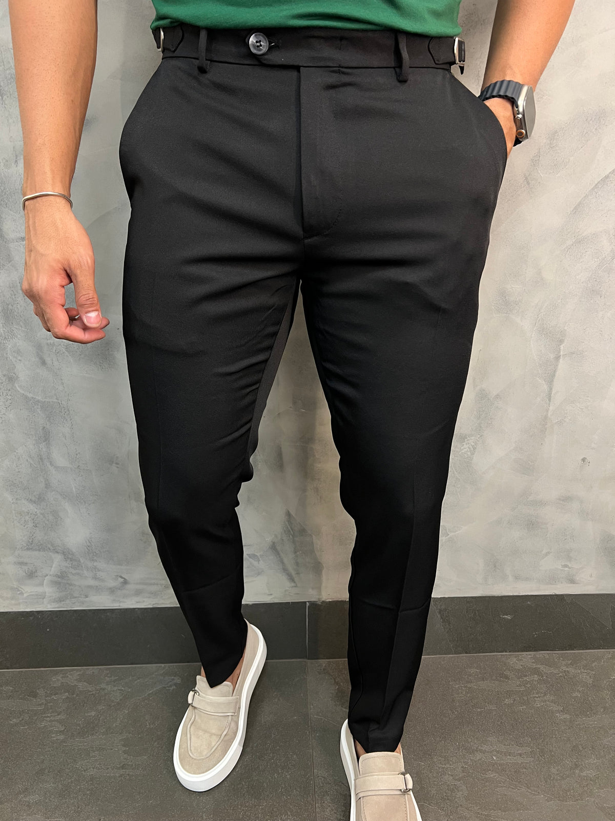 CALÇA ALFAIATARIA VERONA AJUSTE LATERAL PONTO H PRETO