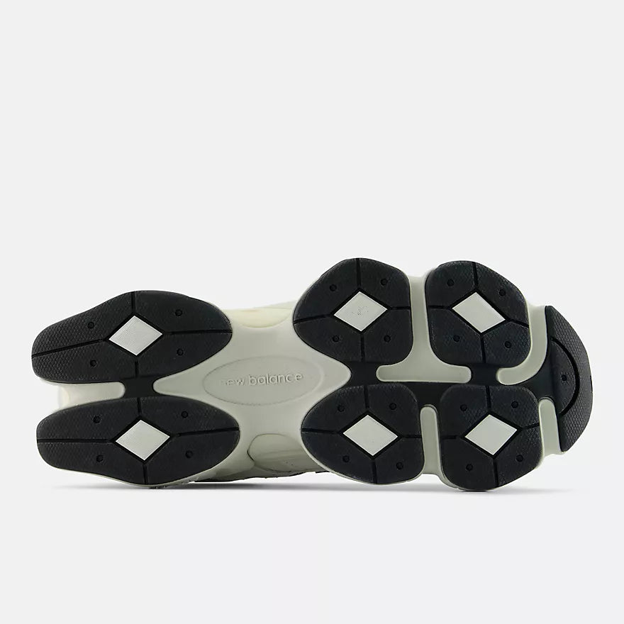 TÊNIS 9060 UNISEX NEW BALANCE BRANCO OFF/ BEGE CLARO
