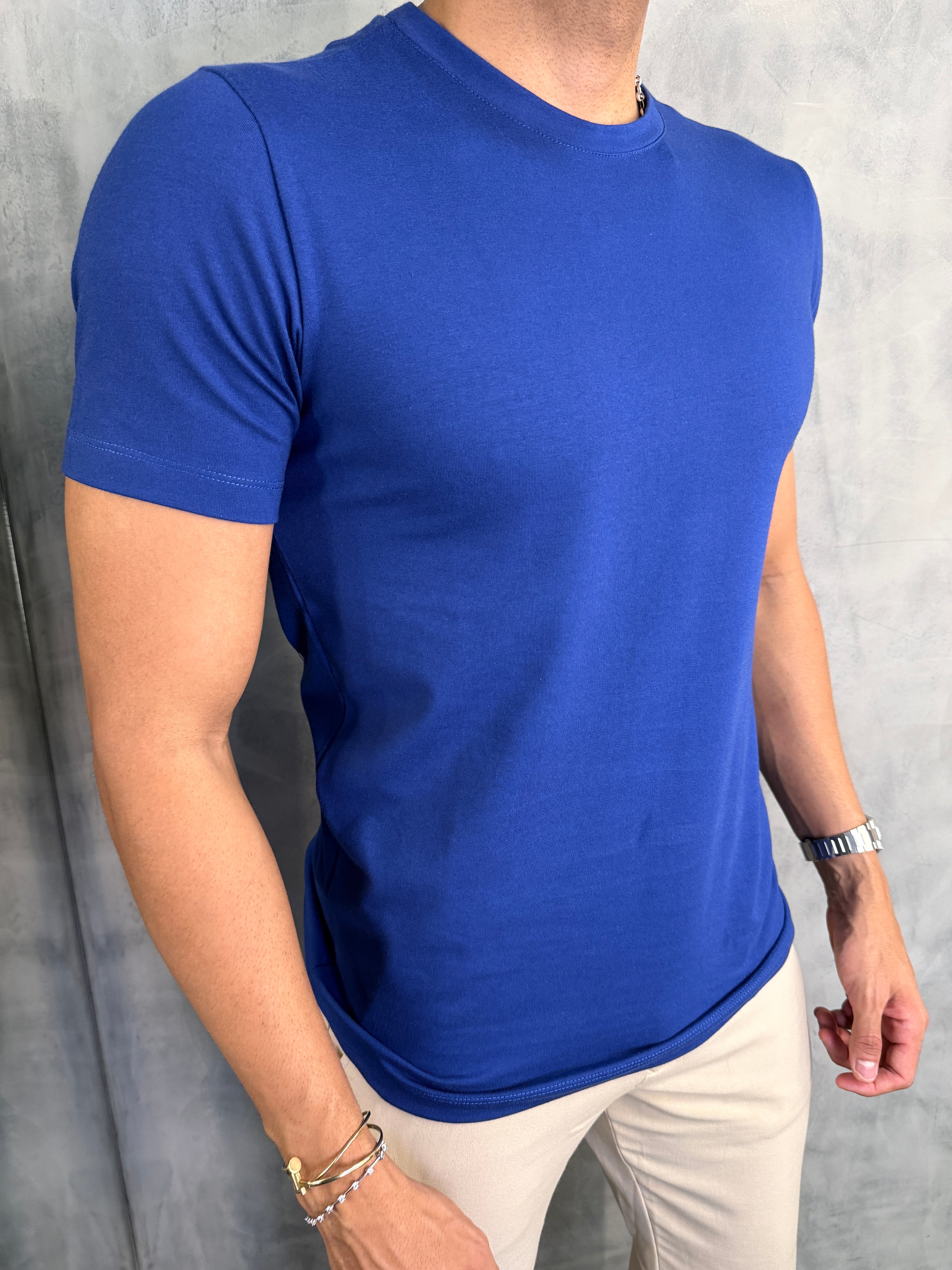 CAMISETA SLIM FIT PONTO H AZUL ROYAL