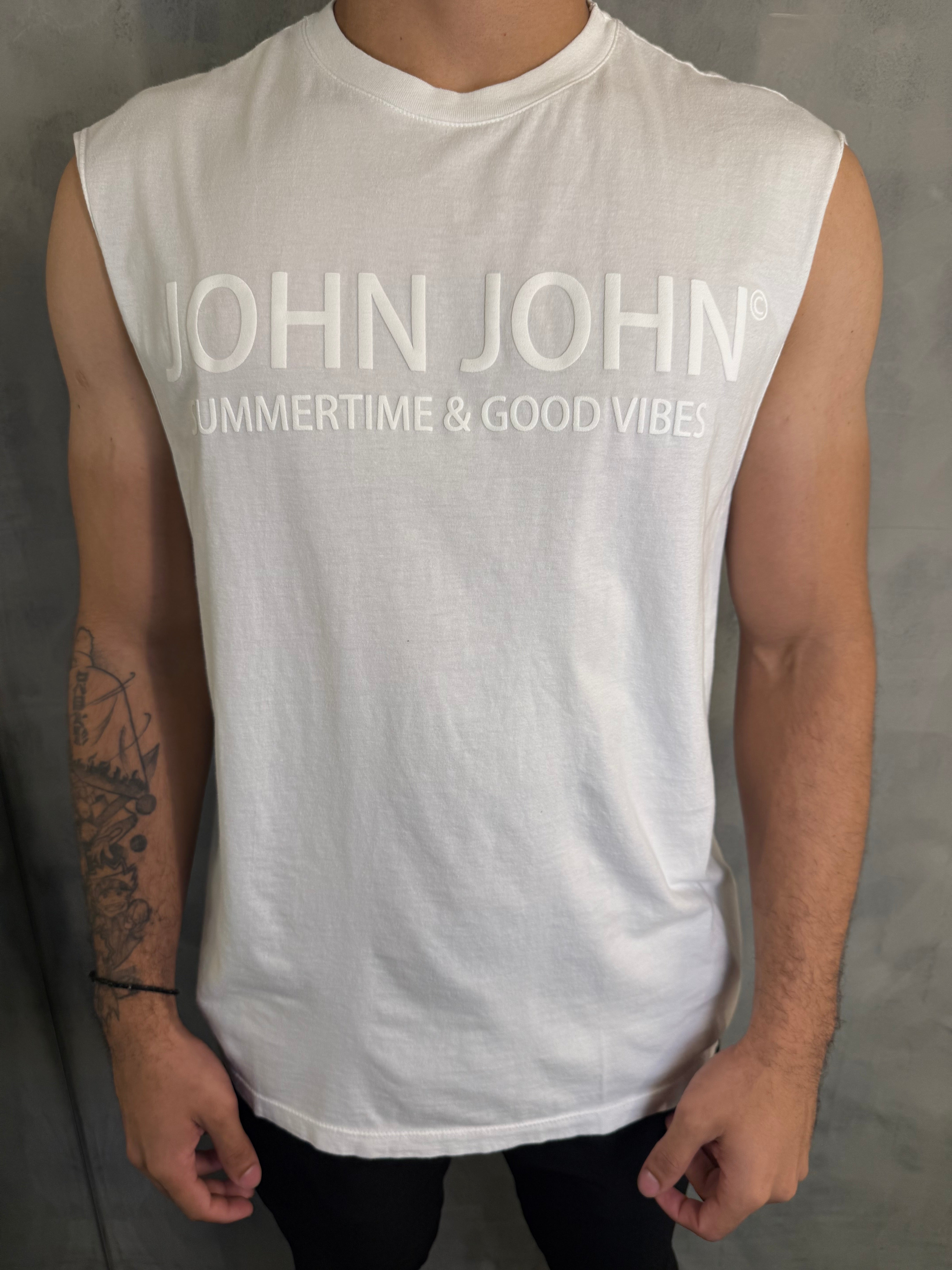 REGATA SKATER SUM COLOR JOHN JOHN BRANCO