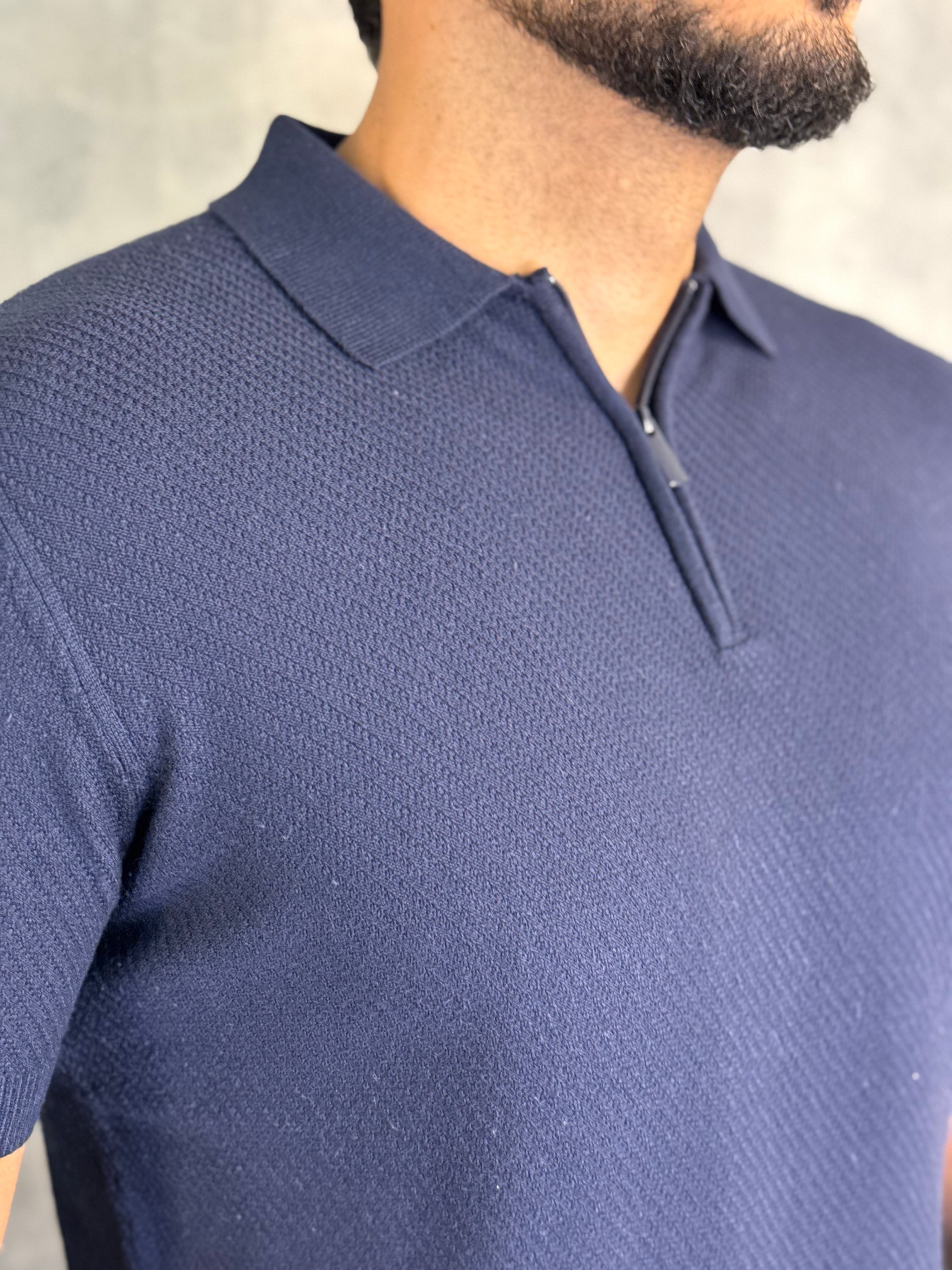 POLO TRICOT ZIPER TEXTURIZADA PONTO H