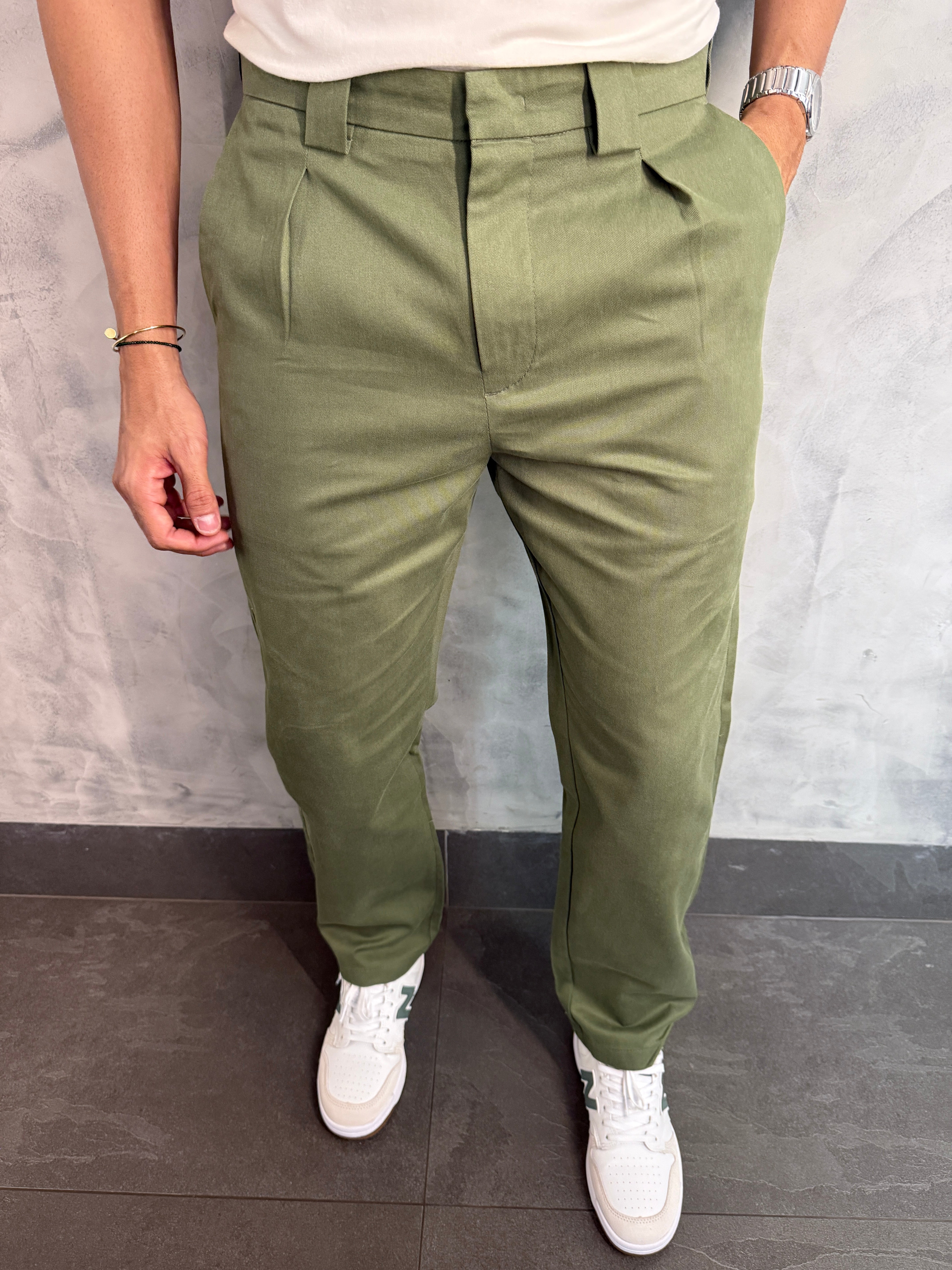 CALÇA ALF. CHICAGO RETA PONTO H VERDE MILITAR