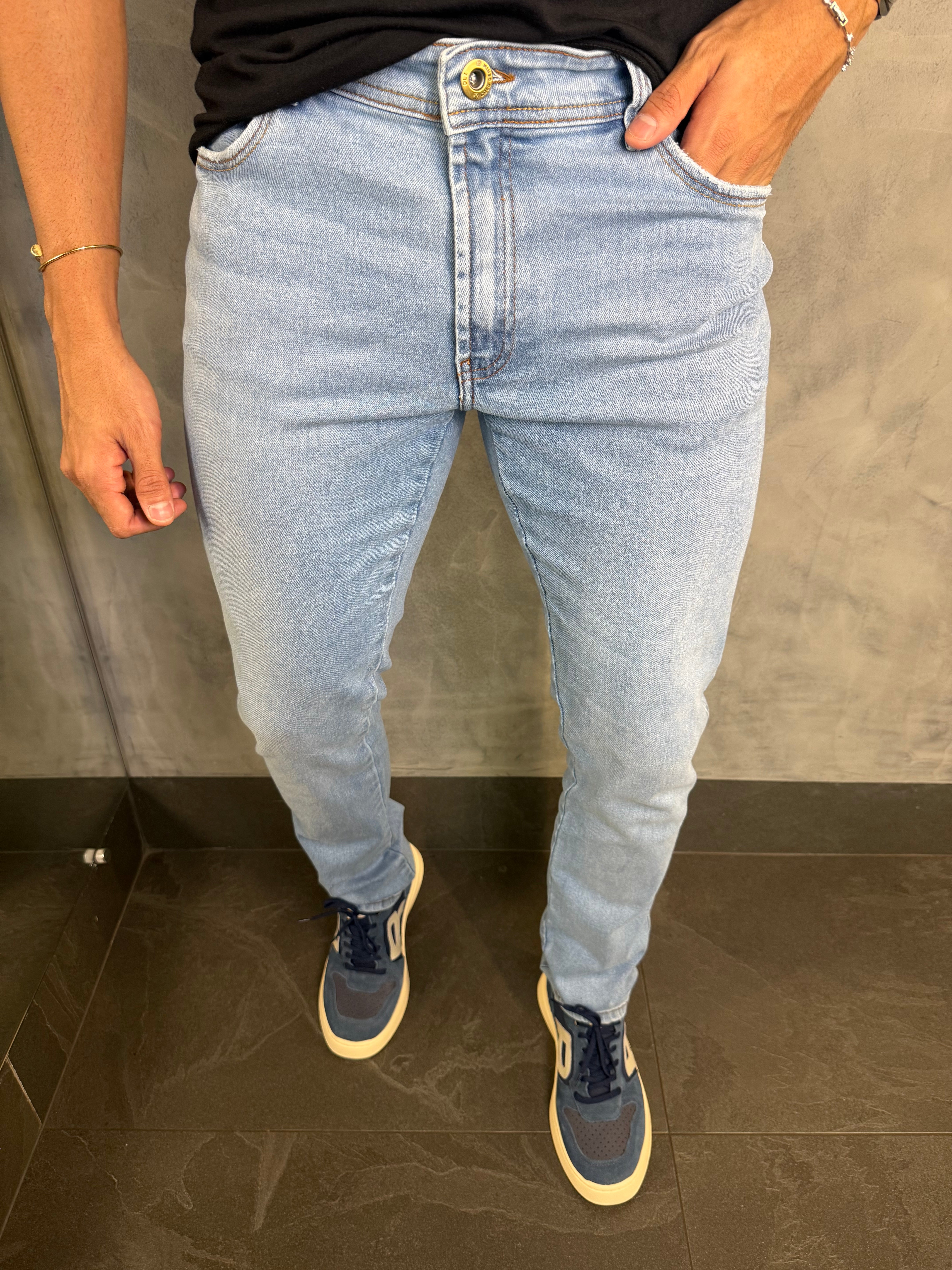 CALÇA JEANS SLIM CENTURY DLZ AZUL CLARO