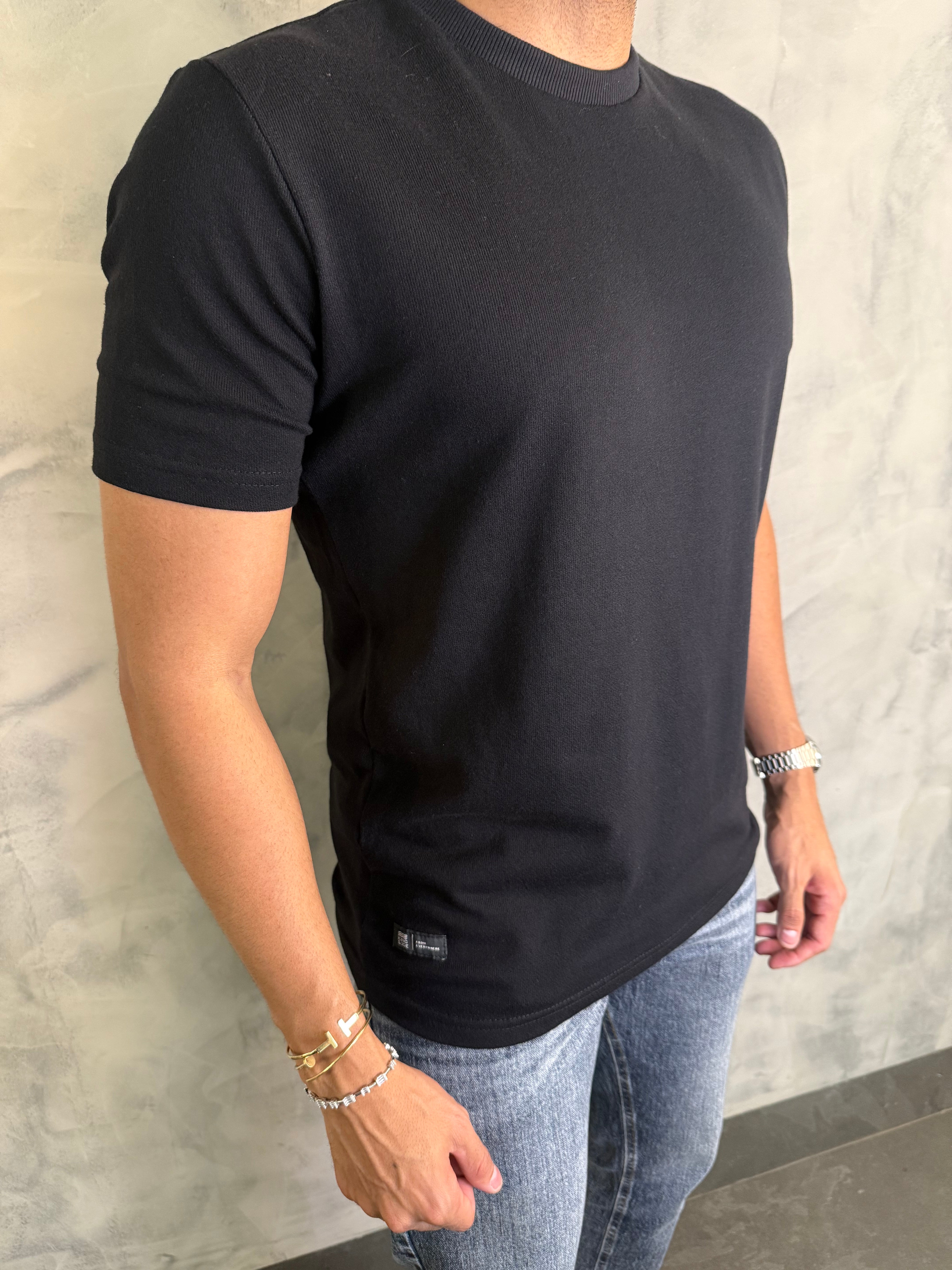 CAMISETA TEXTURA COMFORT KINGEJOE PRETO