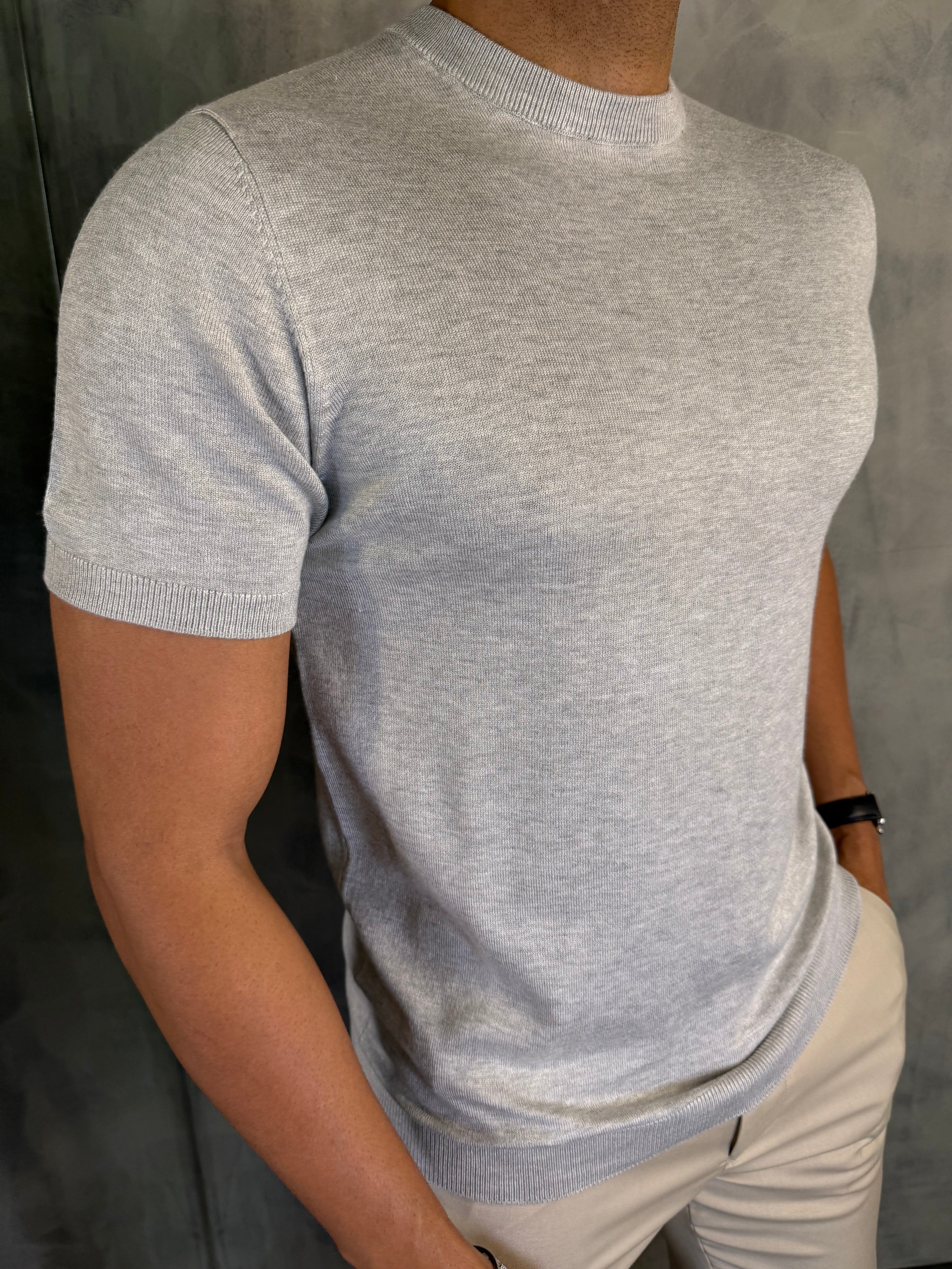 CAMISETA GOLA MÉDIA TRICOT PONTO H