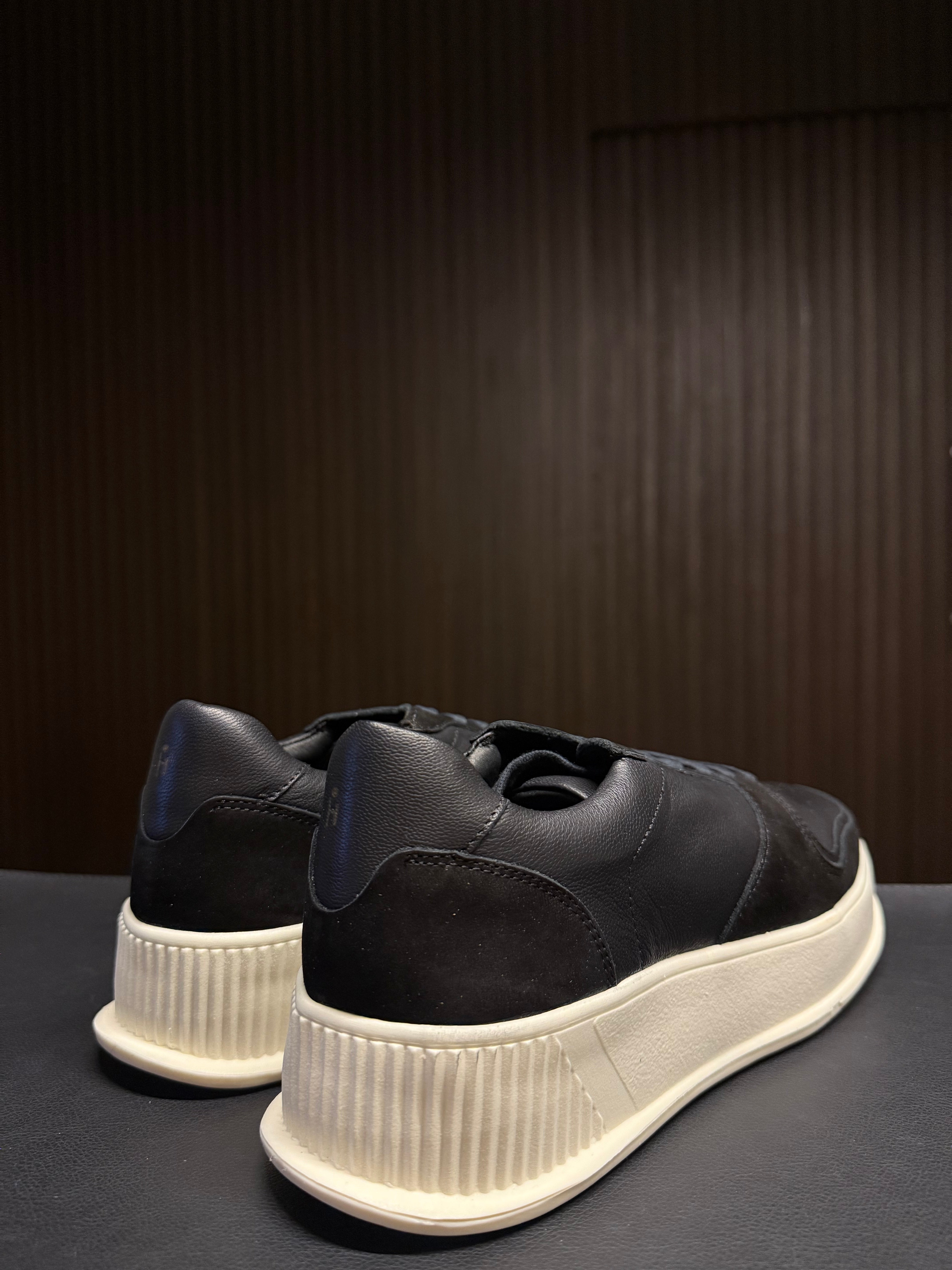 SNEAKER LONDON PONTO H PRETO