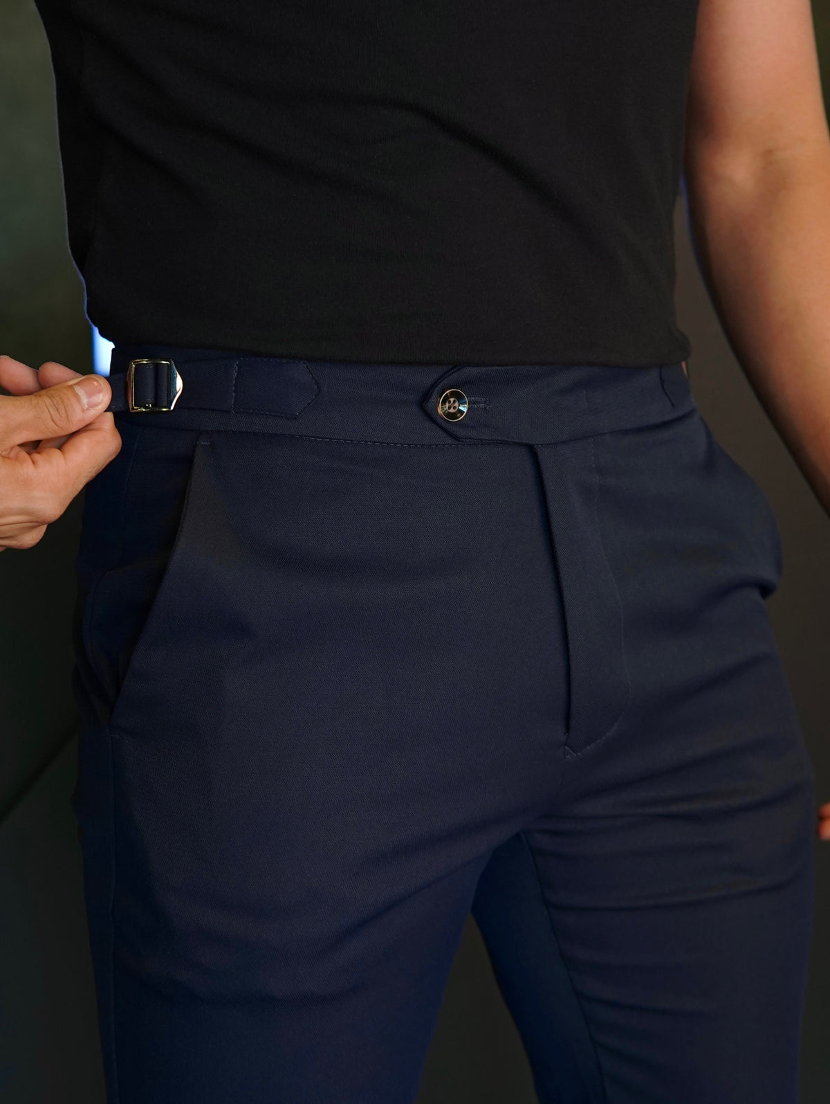 CALÇA ALF. MAQUINETADA SKINNY AJUSTE FIVELA ARMIATHO