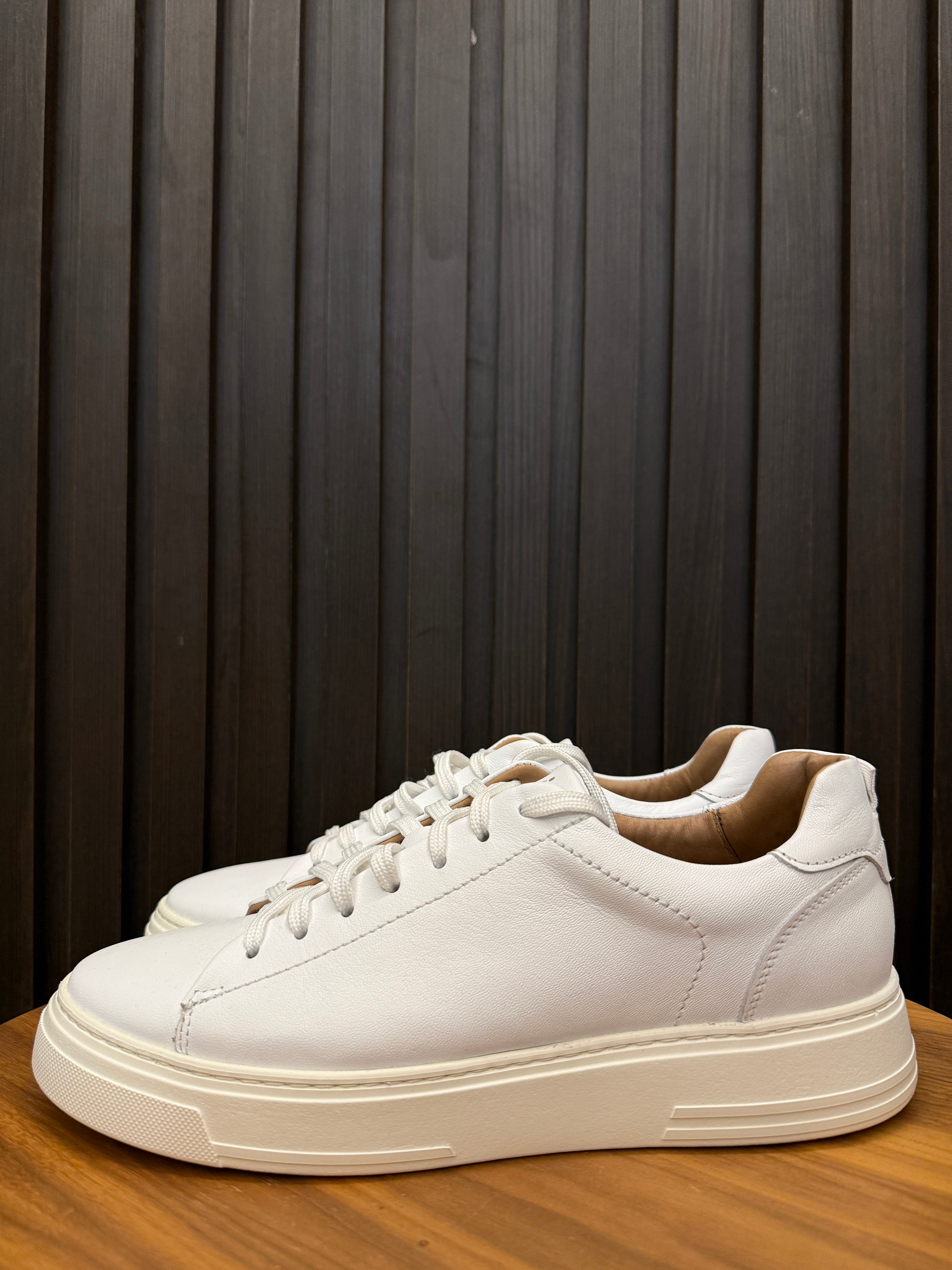 SNEAKER LIGHT PONTO H BRANCO