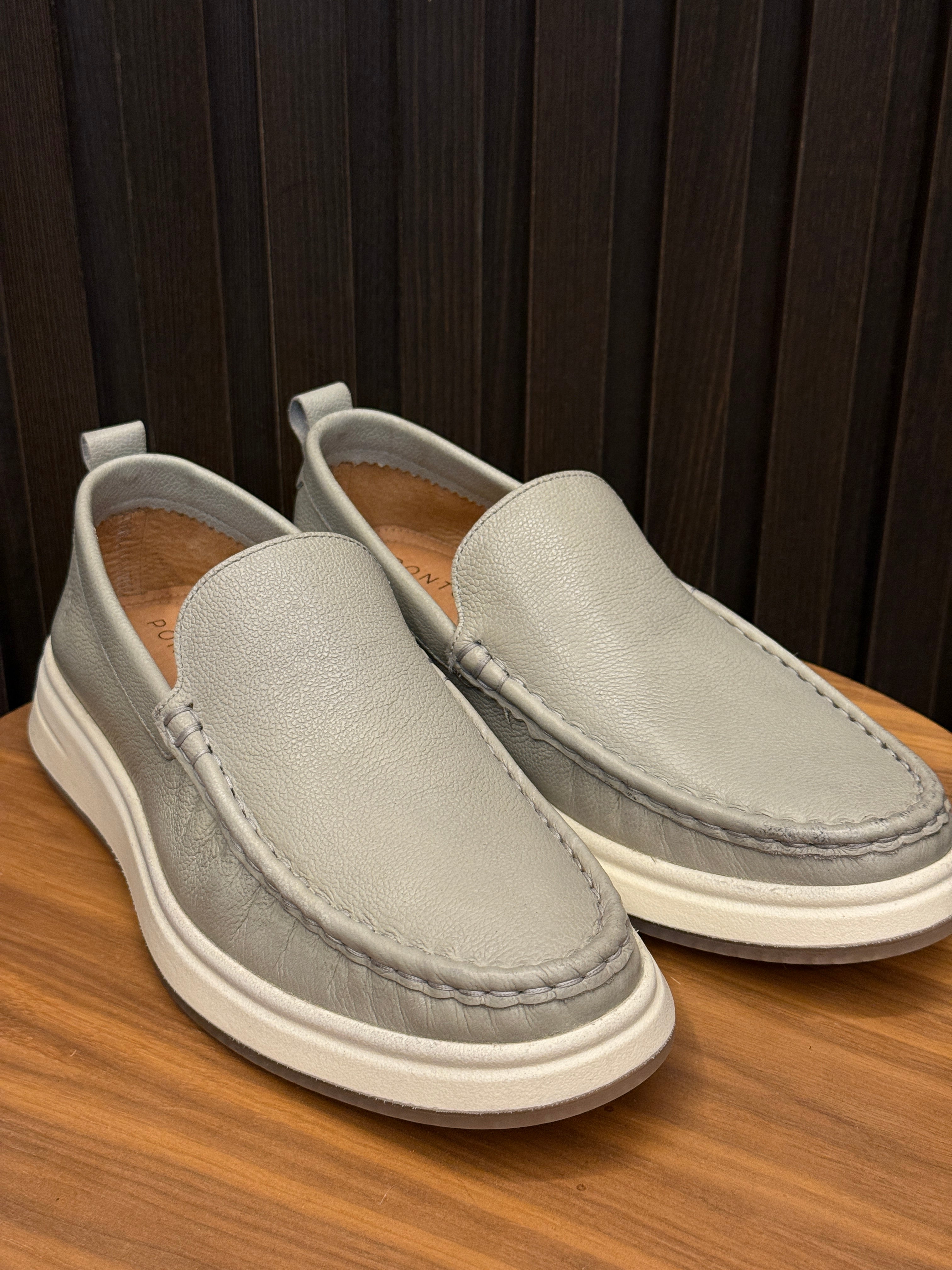 LOAFER COMFORT PONTO H GELO