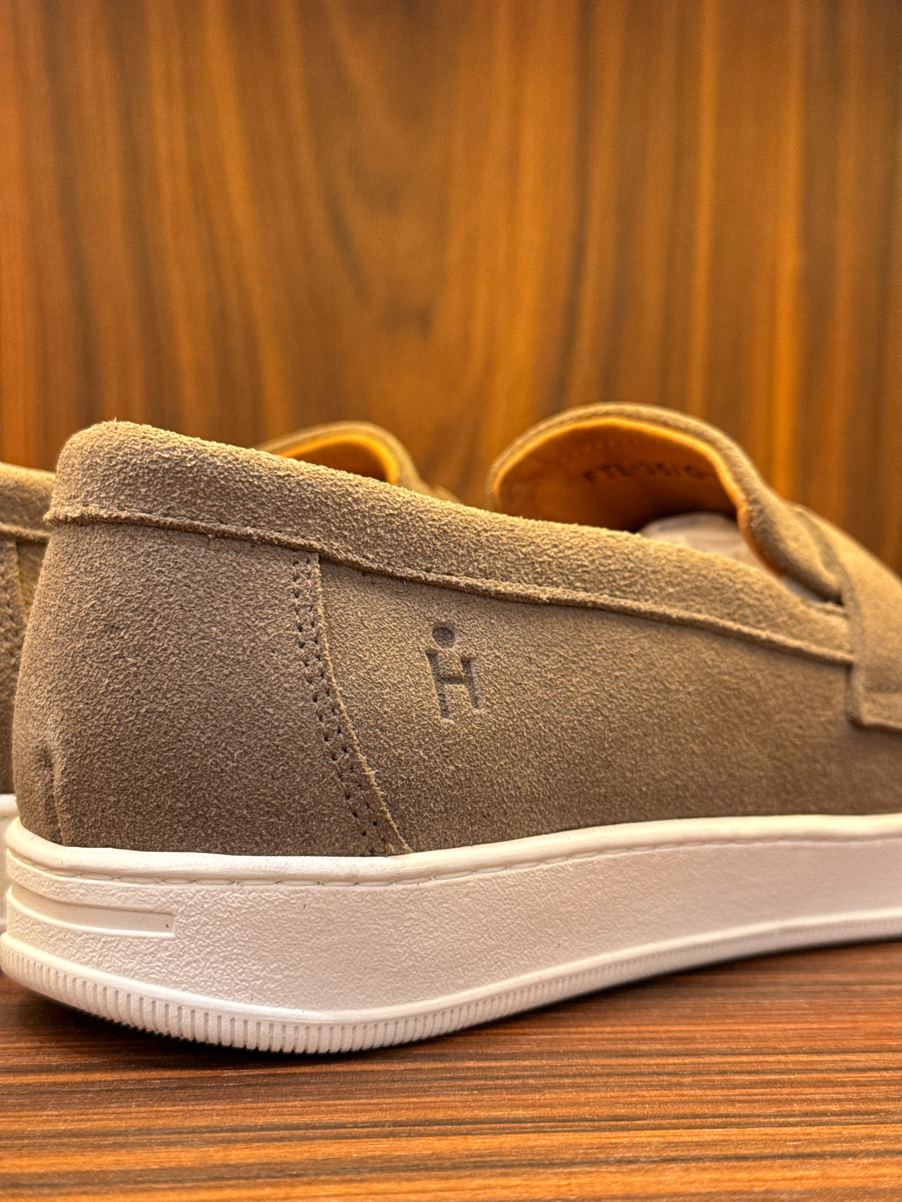 SLIP ON HORUS SUMMER CAMURÇA PONTO H TAUPE