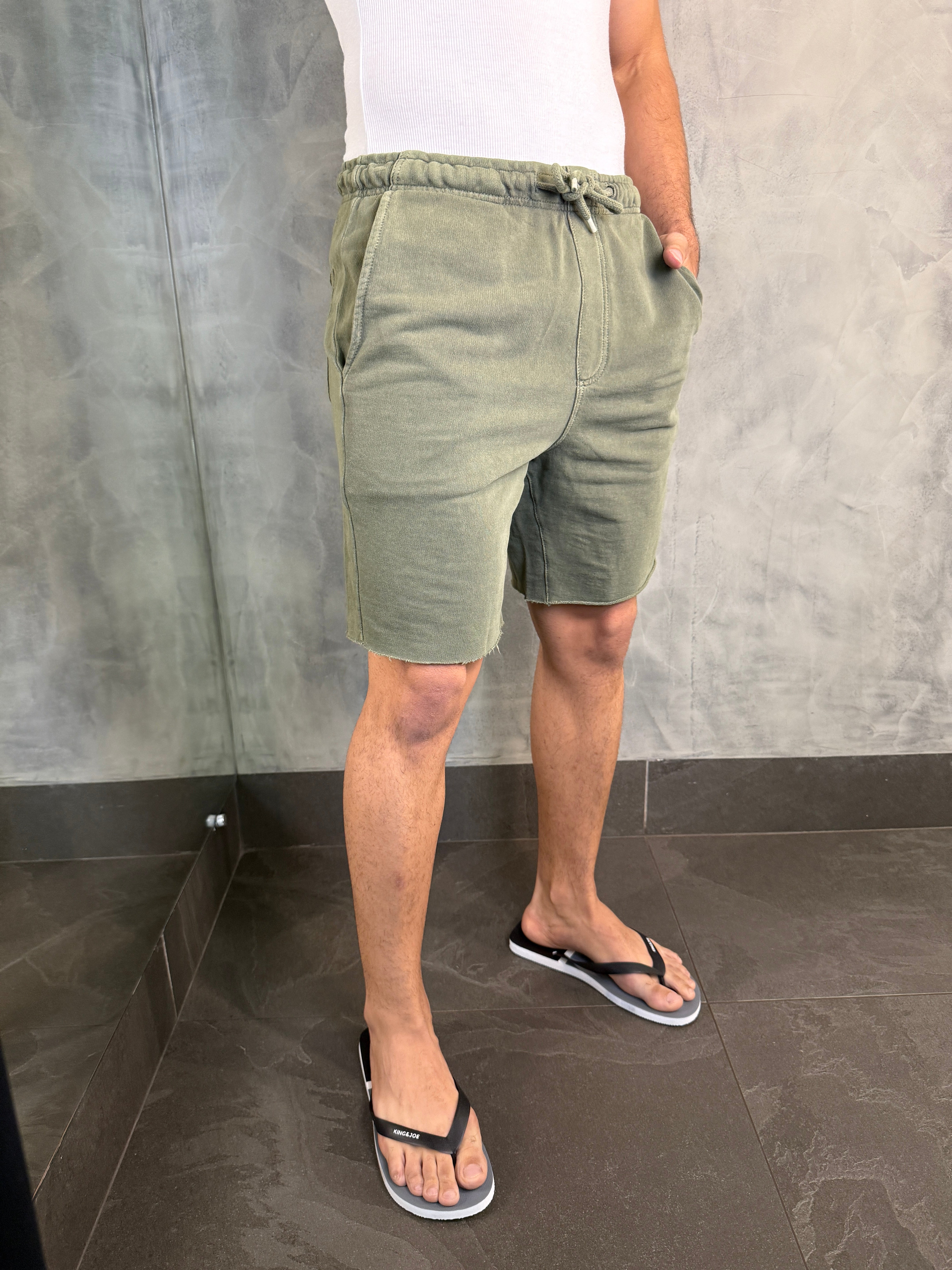 BERMUDA MOLETOM ESTONADO KINGEJOE VERDE MILITAR