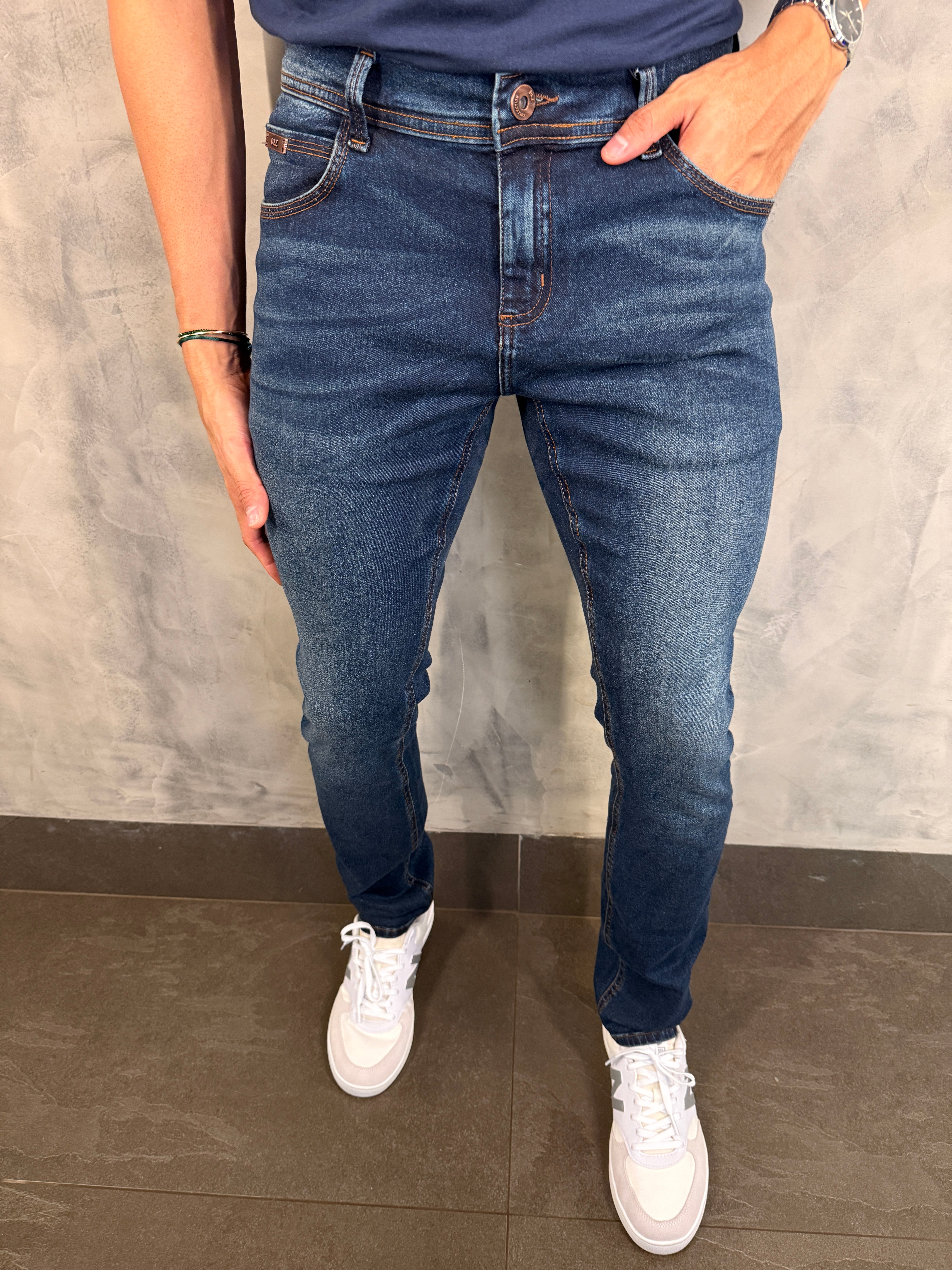 CALÇA JEANS SKINNY DLZ LAVAGEM ESCURA