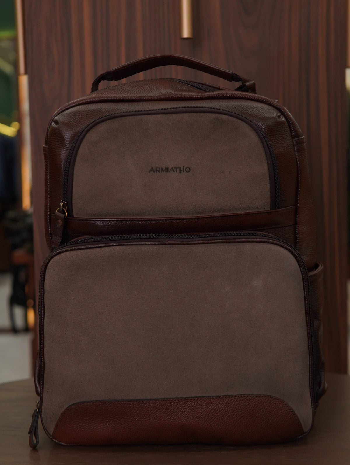 MOCHILA MRC02-Q ARMIATHO CONHAQUE/GINGER