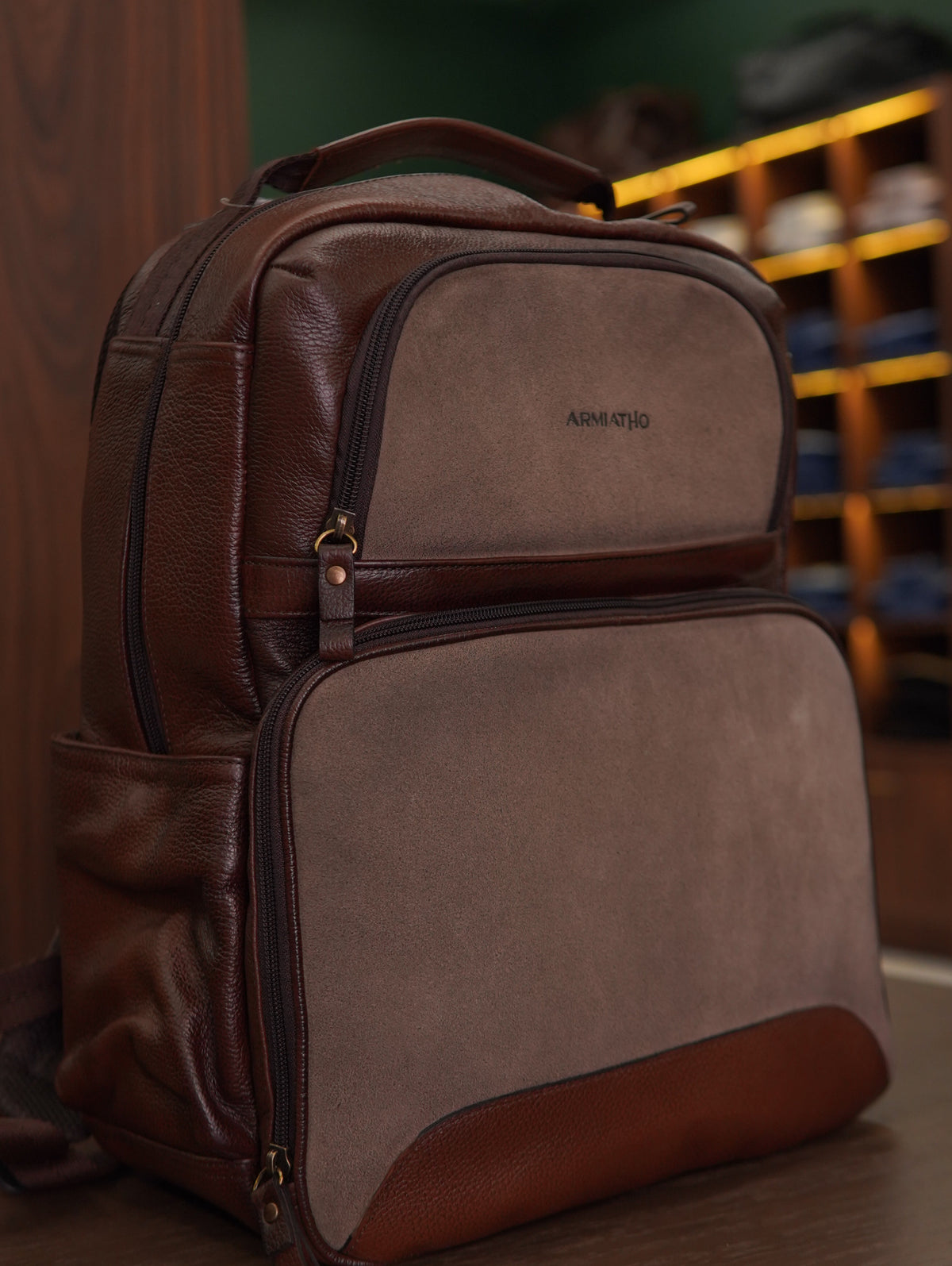MOCHILA MRC02-Q ARMIATHO CONHAQUE/GINGER