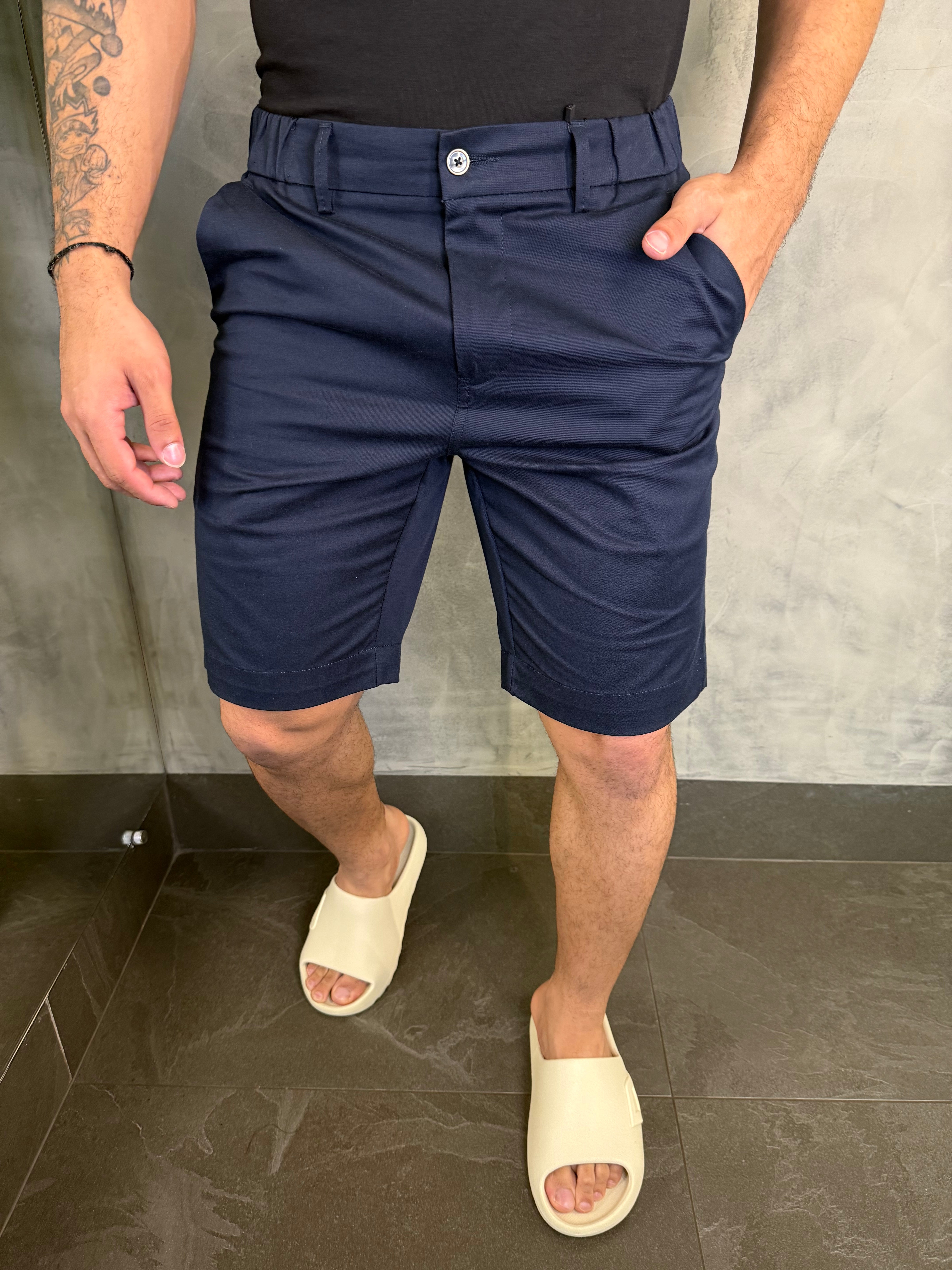 BERMUDA CASUAL-DAY SARJA COLOR CINTURA ELÁSTICA PONTO H MARINHO