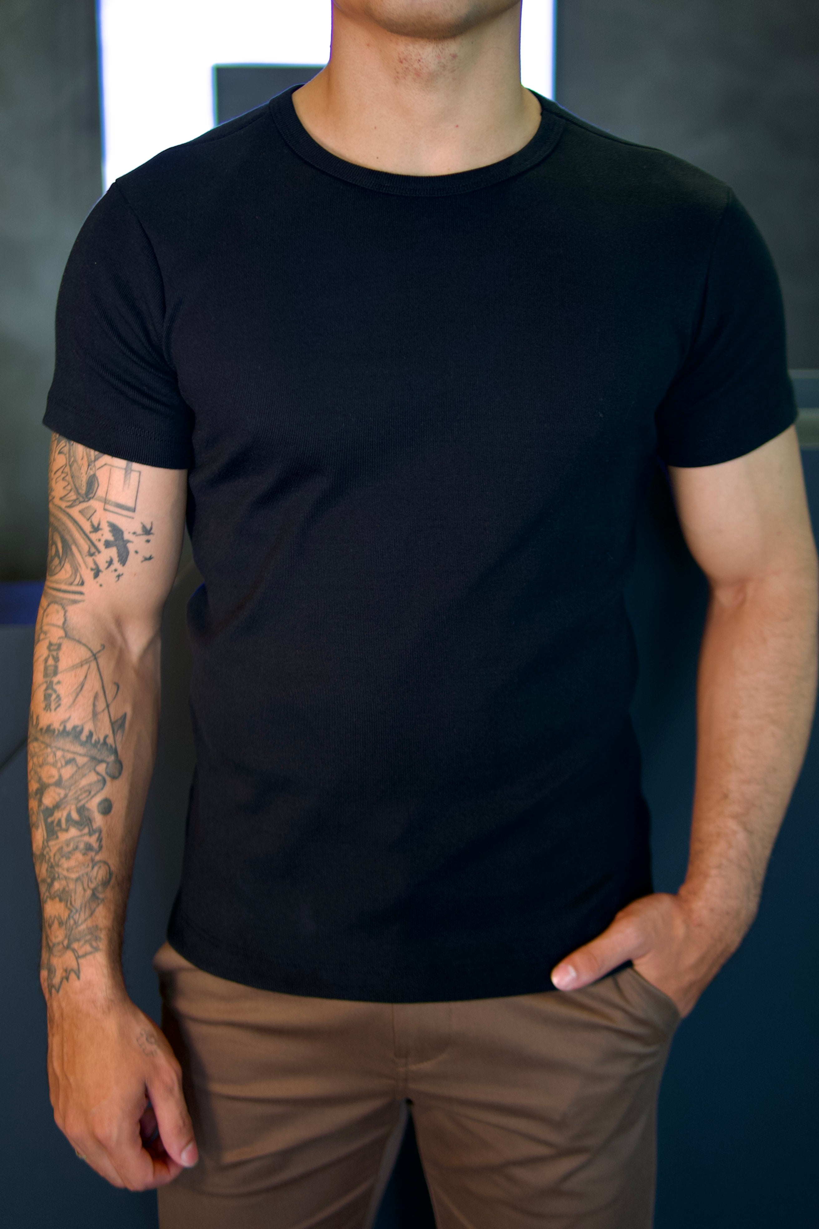 CAMISETA CANELADA SLIM DLZ PRETO