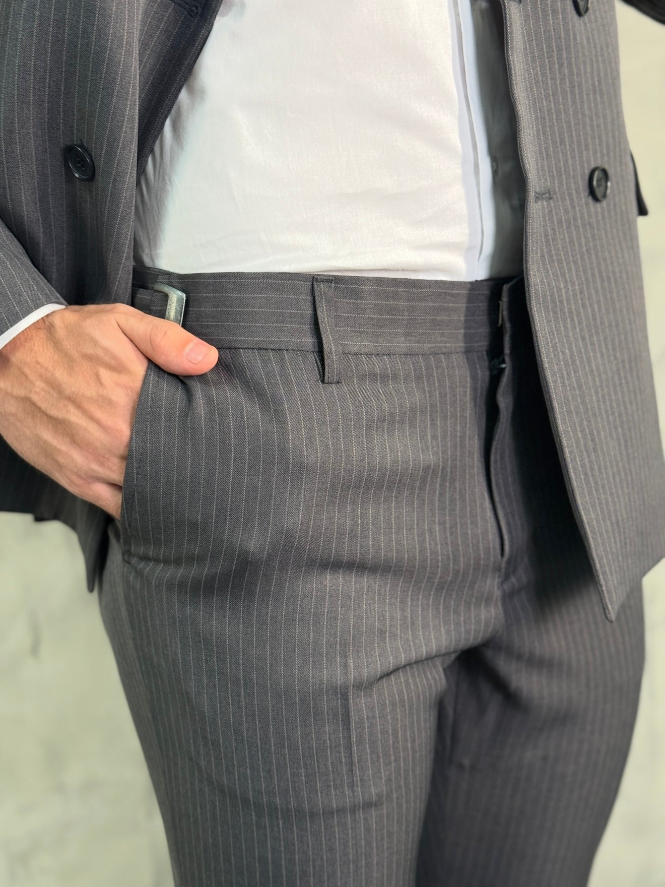 COSTUME SLIM TRANSPASSADO RISCA DE GIZ FATIOTA CHUMBO