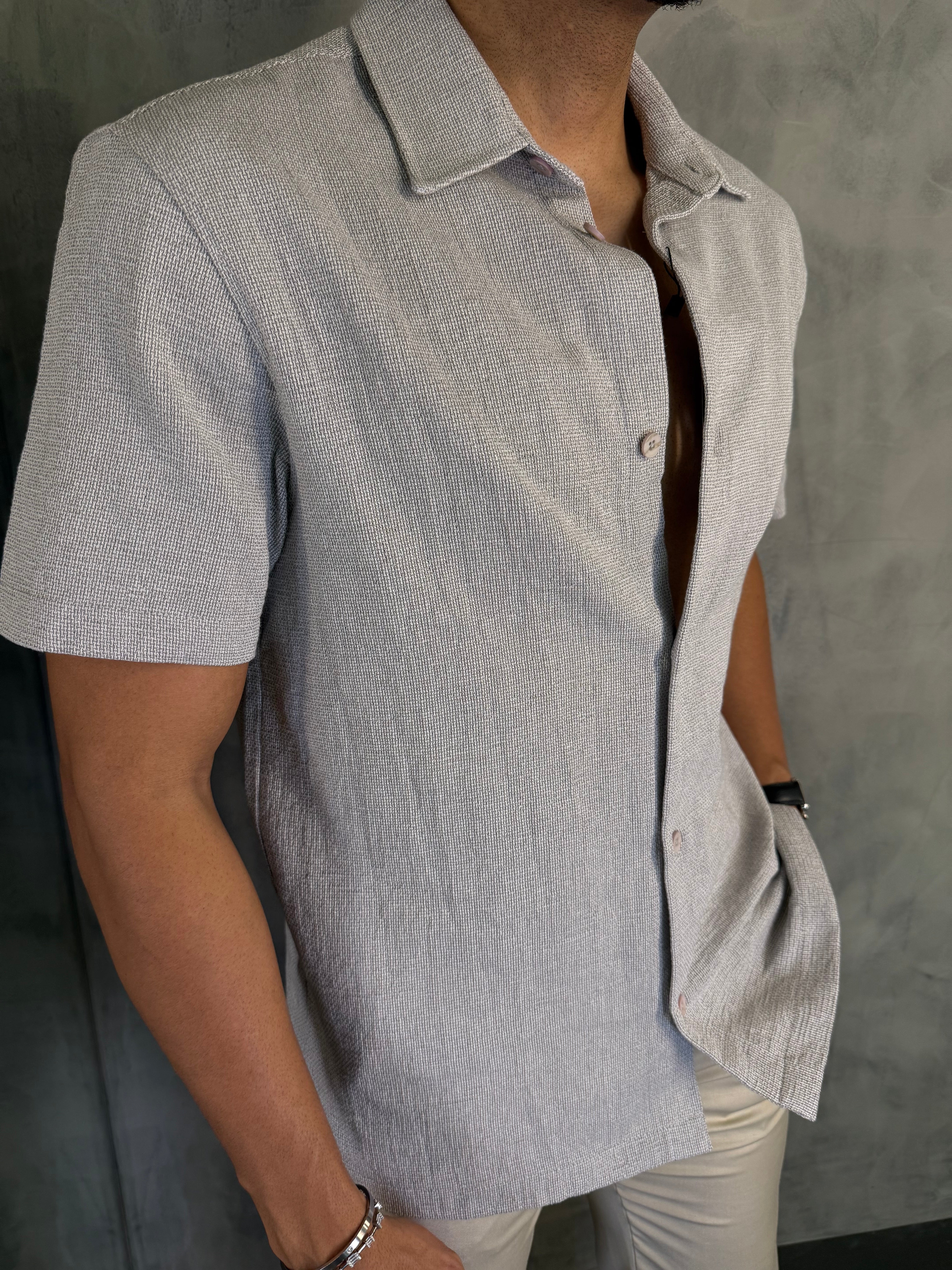 CAMISA M/C TRICOT PONTO H CINZA