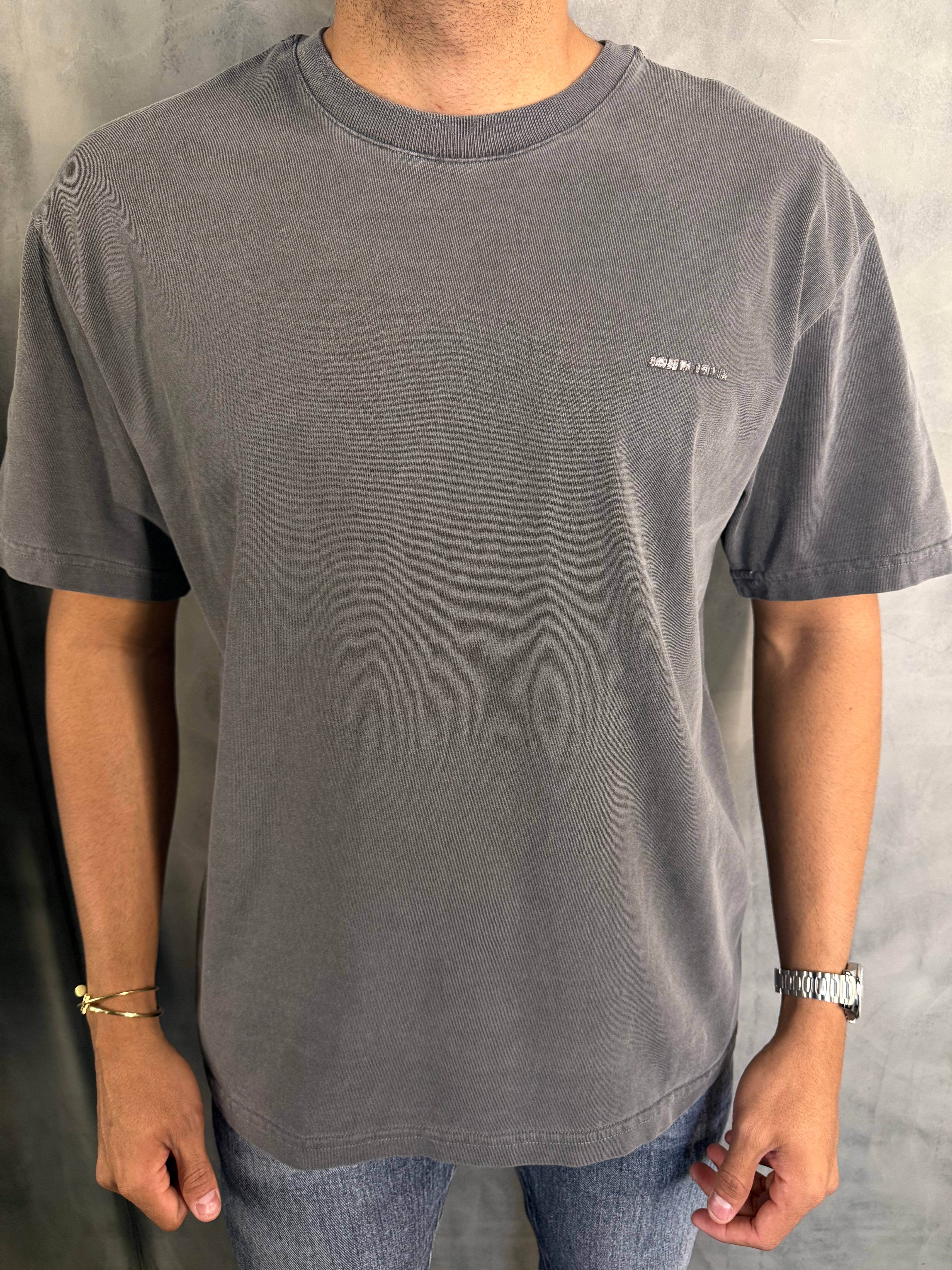 T SHIRT BOX ROCK YOUR VIBE JOHN JOHN PRETO