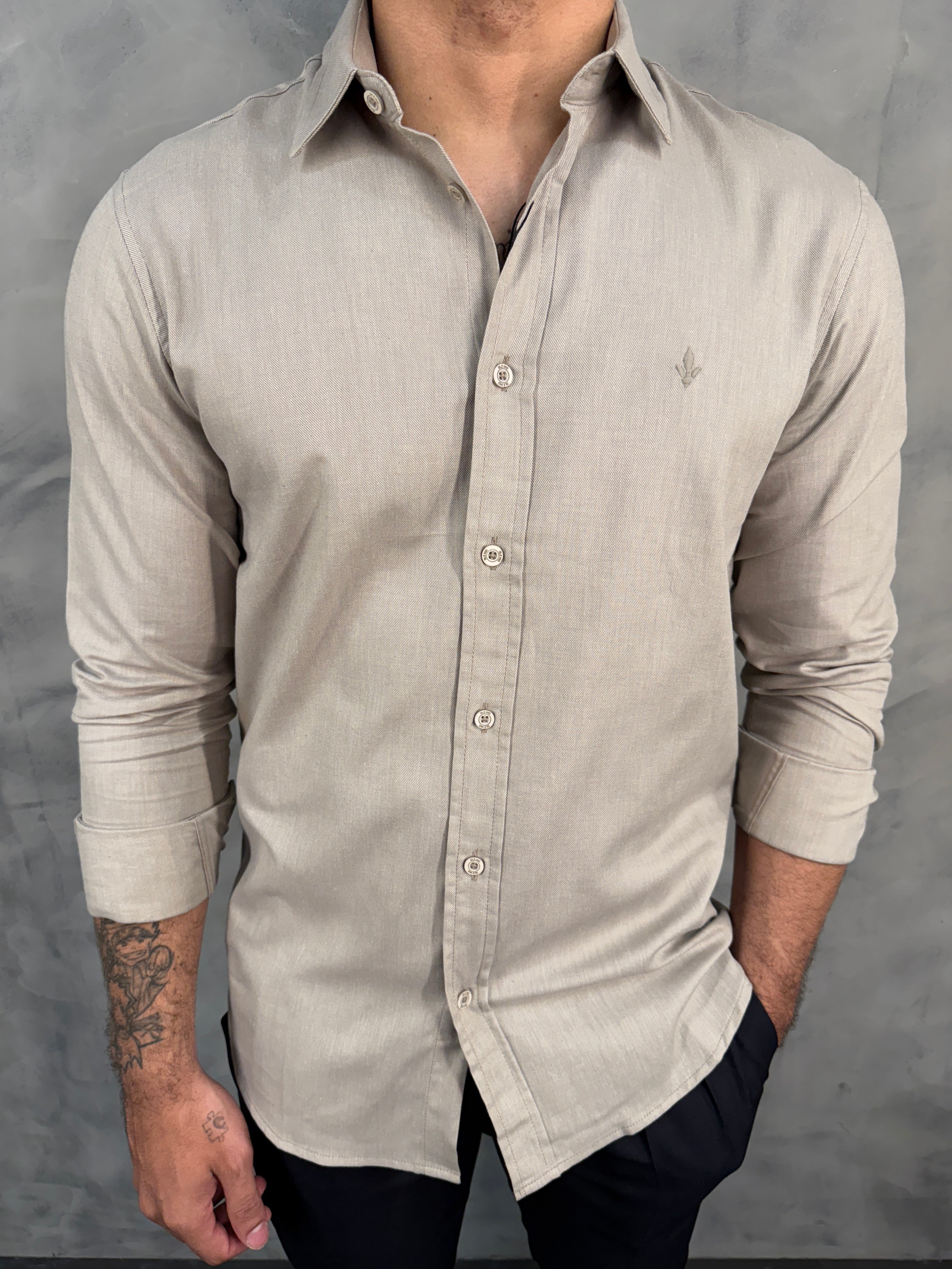 CAMISA M/L COMFORT DLZ MARROM TEDDY
