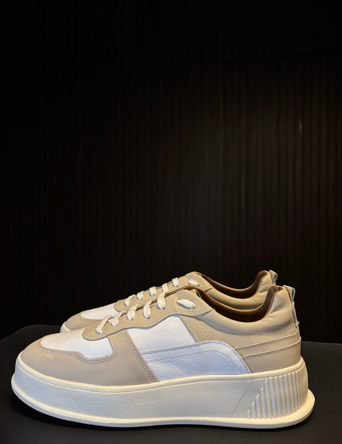 SNEAKER SKY PONTO H BRANCO/AREIA