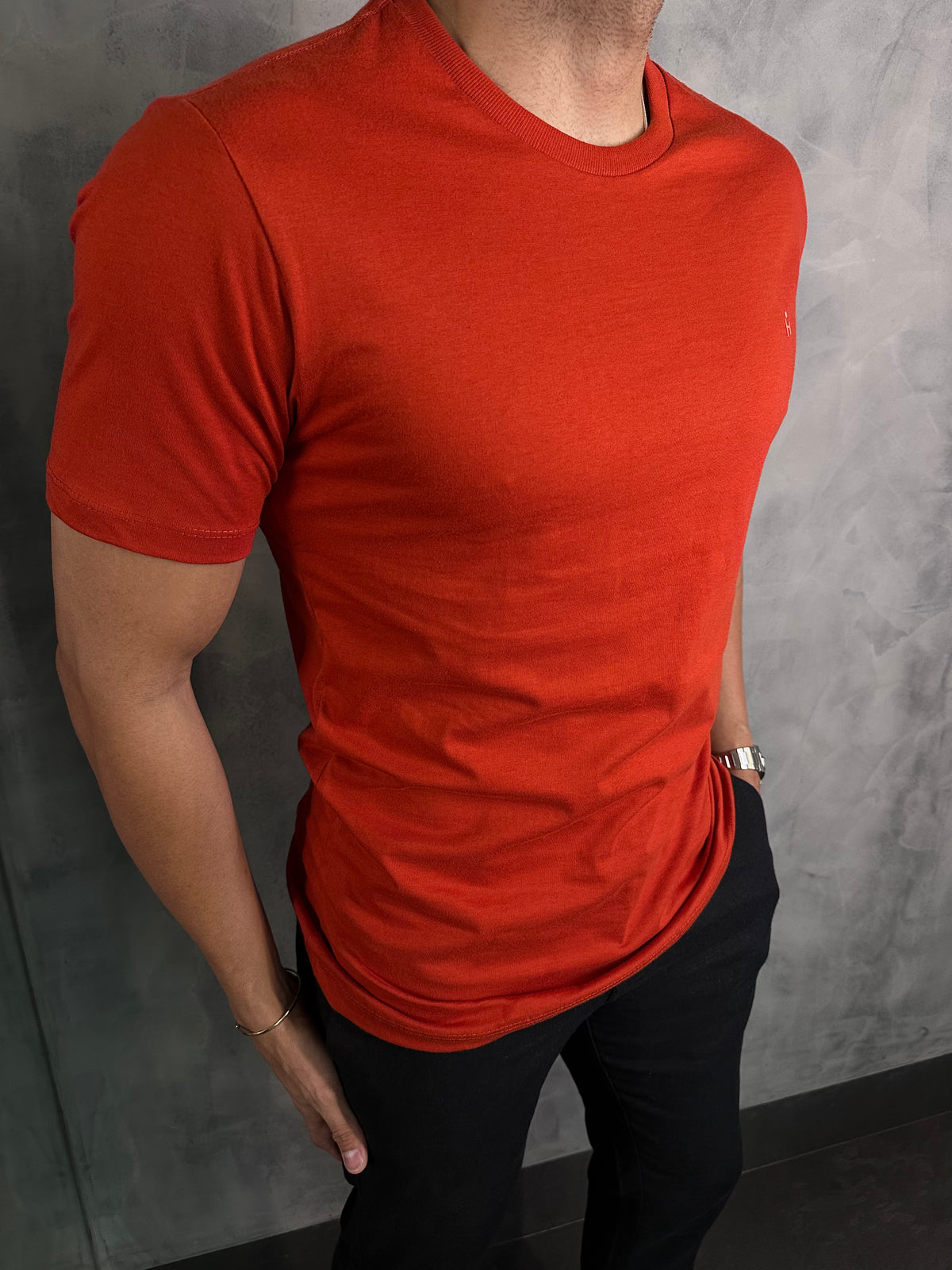 CAMISETA BÁSICA PONTO H VERMELHO