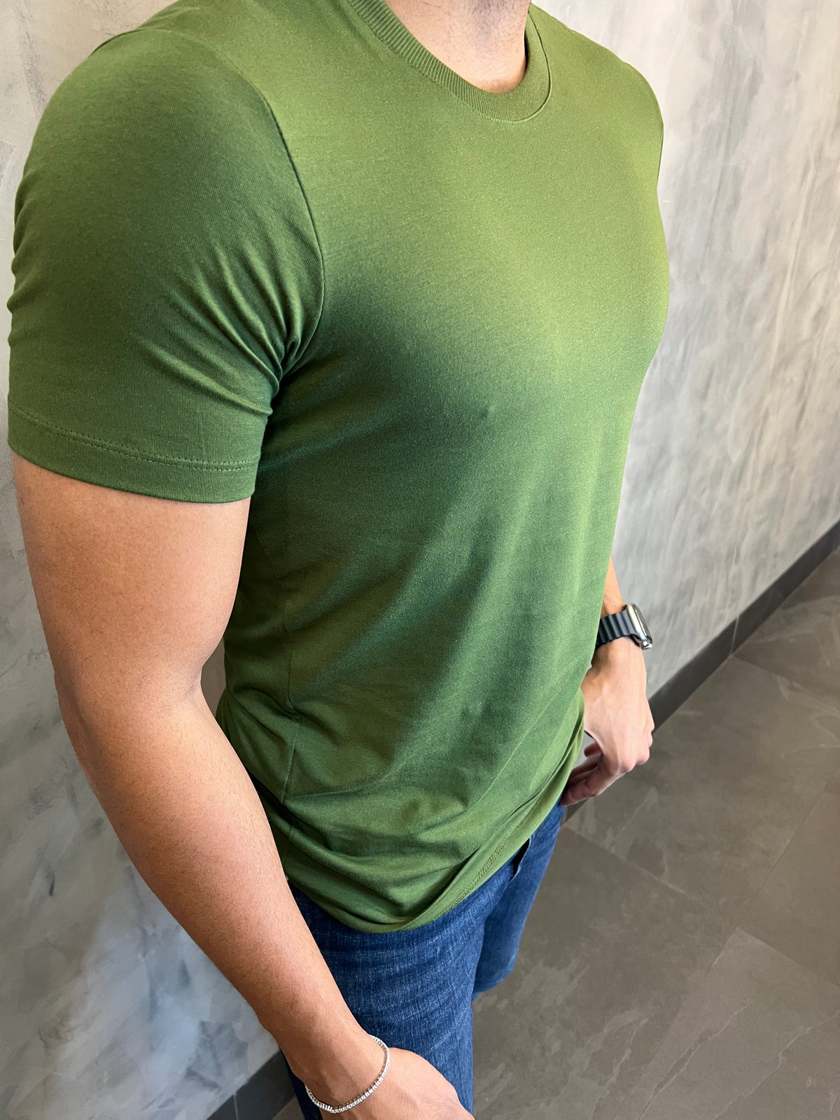 CAMISETA SLIM FIT PONTO H VERDE